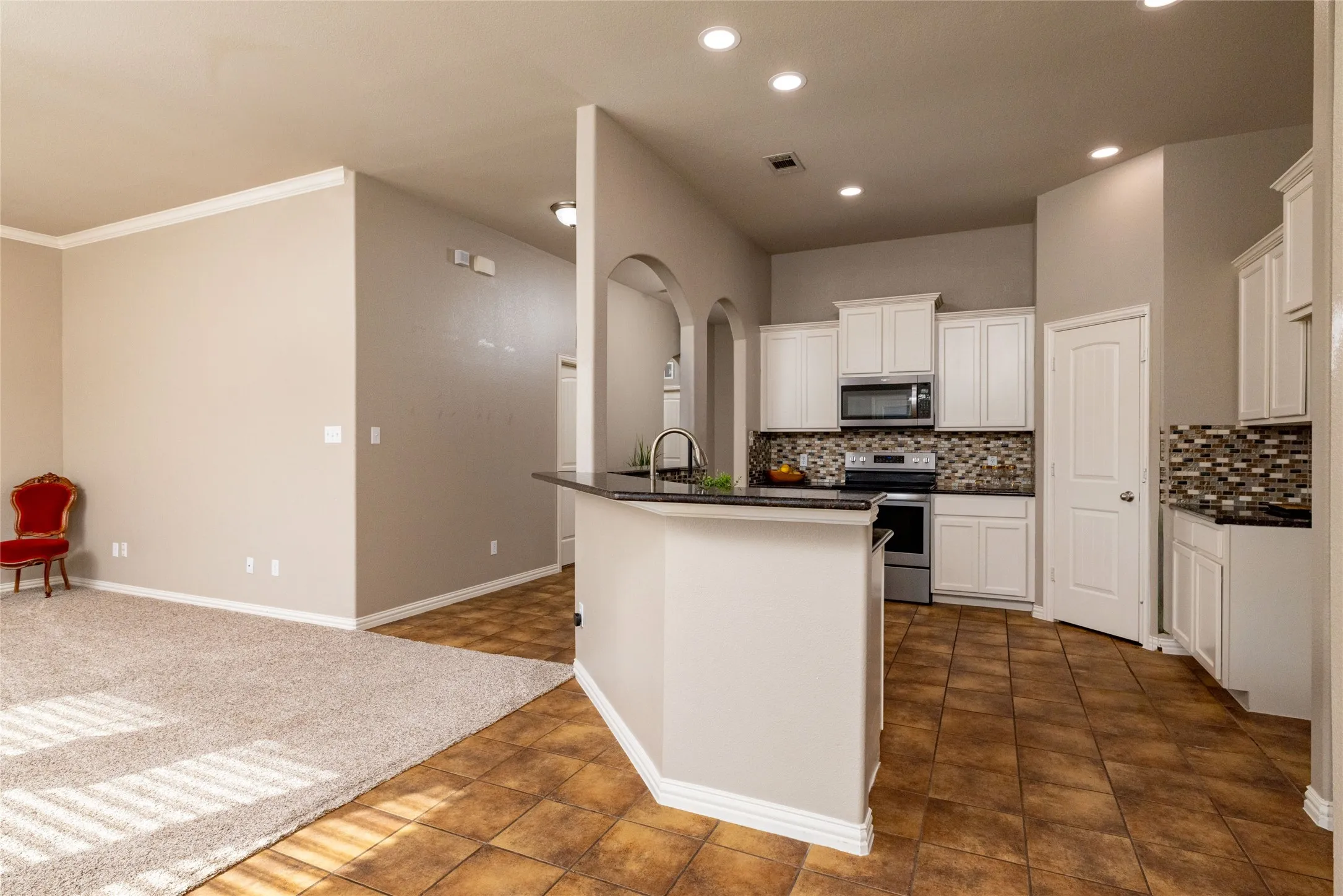 Single Family Residence For Sale in Parker County , 1505 Stetson Drive, Weatherford, Texas 76087, 4 Bedroom, 2 Bathroom, 2 Garage spaces, 1,881 Sqft, built in 2009, mls#21407594, Real Estate Agent in Weatherford, Homes For Sale in Parker county, Homes For Sale in Weatherford, Realtor in Weatherford Texas, Real Estate Brokerage Independent Realty Texas, Luminita Cordes Realtor