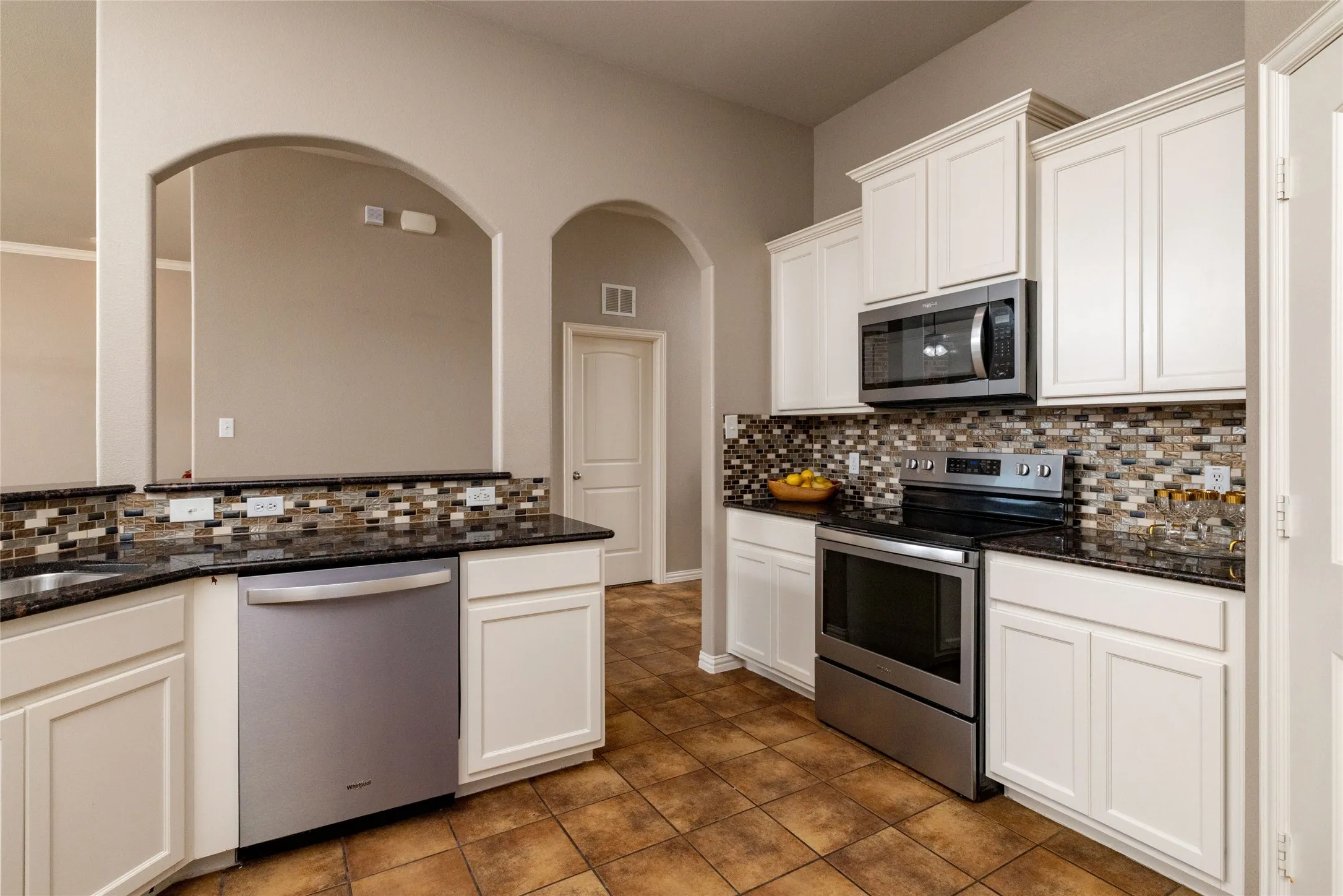 Single Family Residence For Sale in Parker County , 1505 Stetson Drive, Weatherford, Texas 76087, 4 Bedroom, 2 Bathroom, 2 Garage spaces, 1,881 Sqft, built in 2009, mls#21407594, Real Estate Agent in Weatherford, Homes For Sale in Parker county, Homes For Sale in Weatherford, Realtor in Weatherford Texas, Real Estate Brokerage Independent Realty Texas, Luminita Cordes Realtor