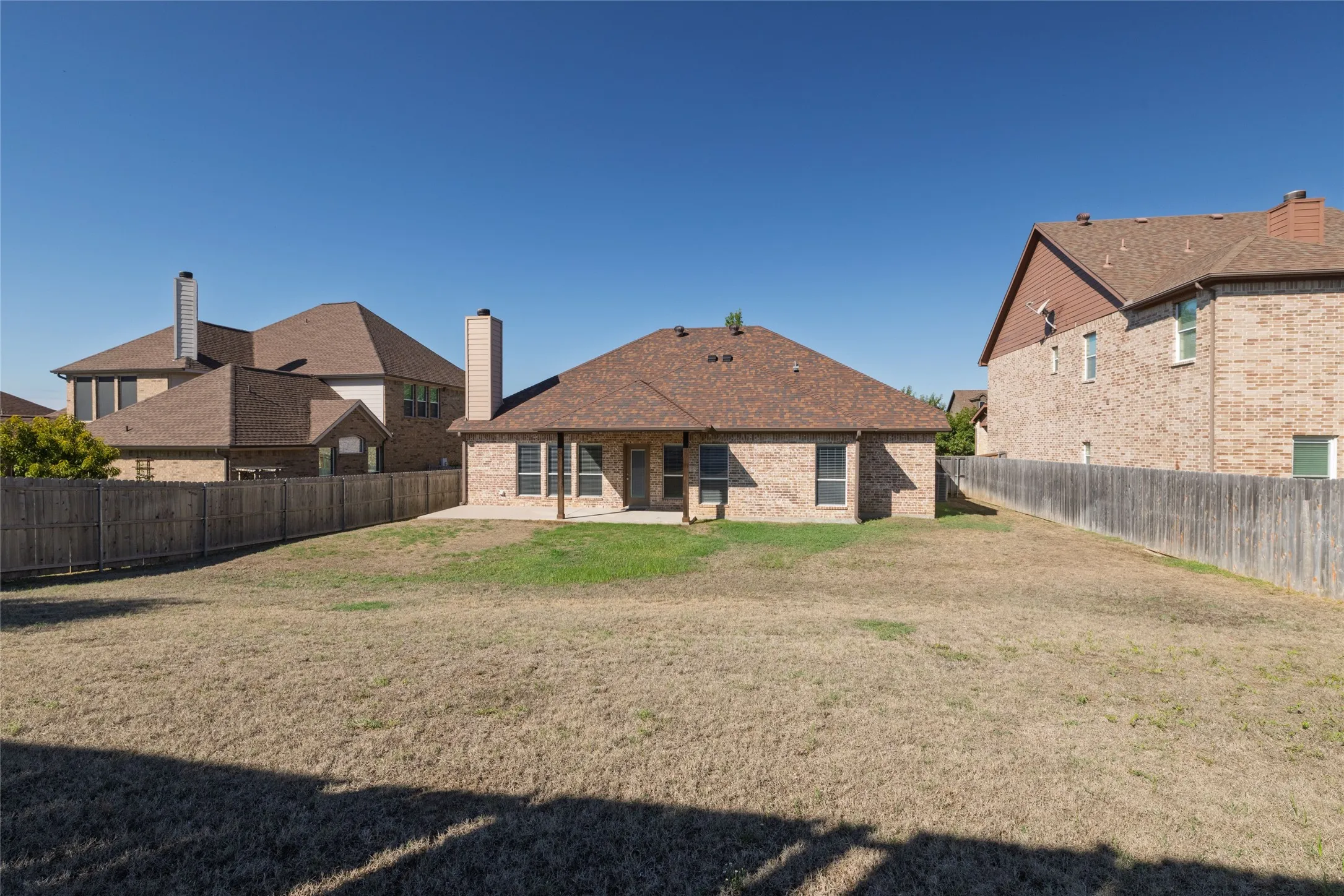 Single Family Residence For Sale in Parker County , 1505 Stetson Drive, Weatherford, Texas 76087, 4 Bedroom, 2 Bathroom, 2 Garage spaces, 1,881 Sqft, built in 2009, mls#21407594, Real Estate Agent in Weatherford, Homes For Sale in Parker county, Homes For Sale in Weatherford, Realtor in Weatherford Texas, Real Estate Brokerage Independent Realty Texas, Luminita Cordes Realtor