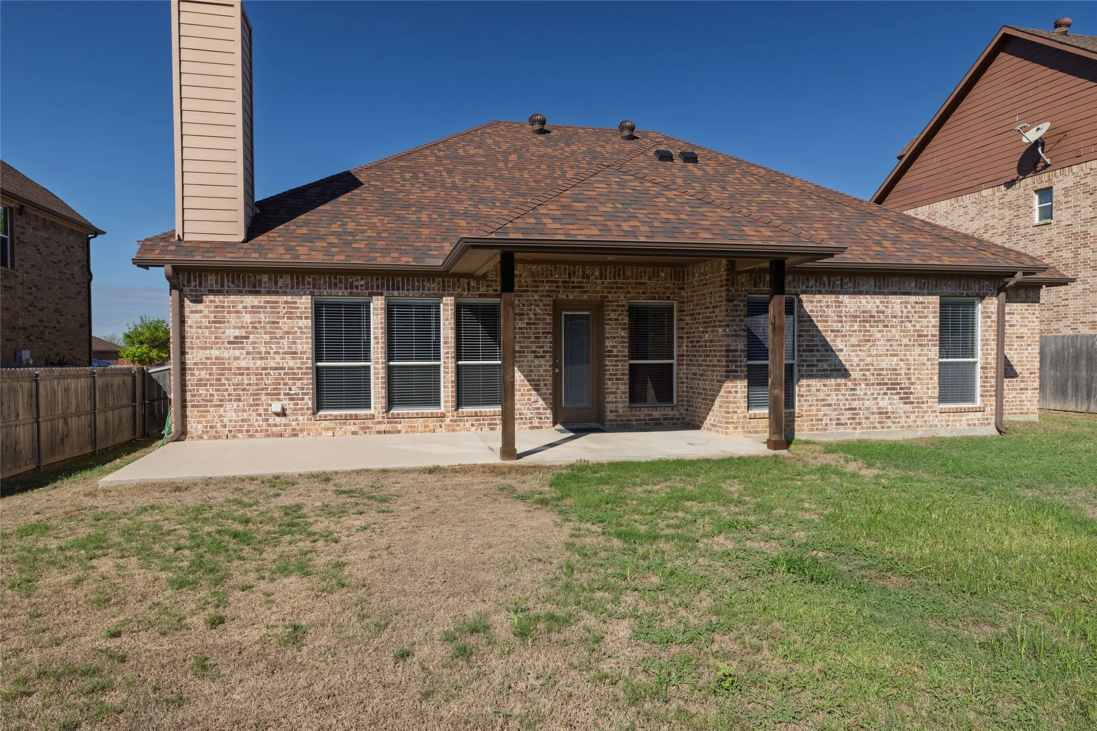 Single Family Residence For Sale in Parker County , 1505 Stetson Drive, Weatherford, Texas 76087, 4 Bedroom, 2 Bathroom, 2 Garage spaces, 1,881 Sqft, built in 2009, mls#21407594, Real Estate Agent in Weatherford, Homes For Sale in Parker county, Homes For Sale in Weatherford, Realtor in Weatherford Texas, Real Estate Brokerage Independent Realty Texas, Luminita Cordes Realtor