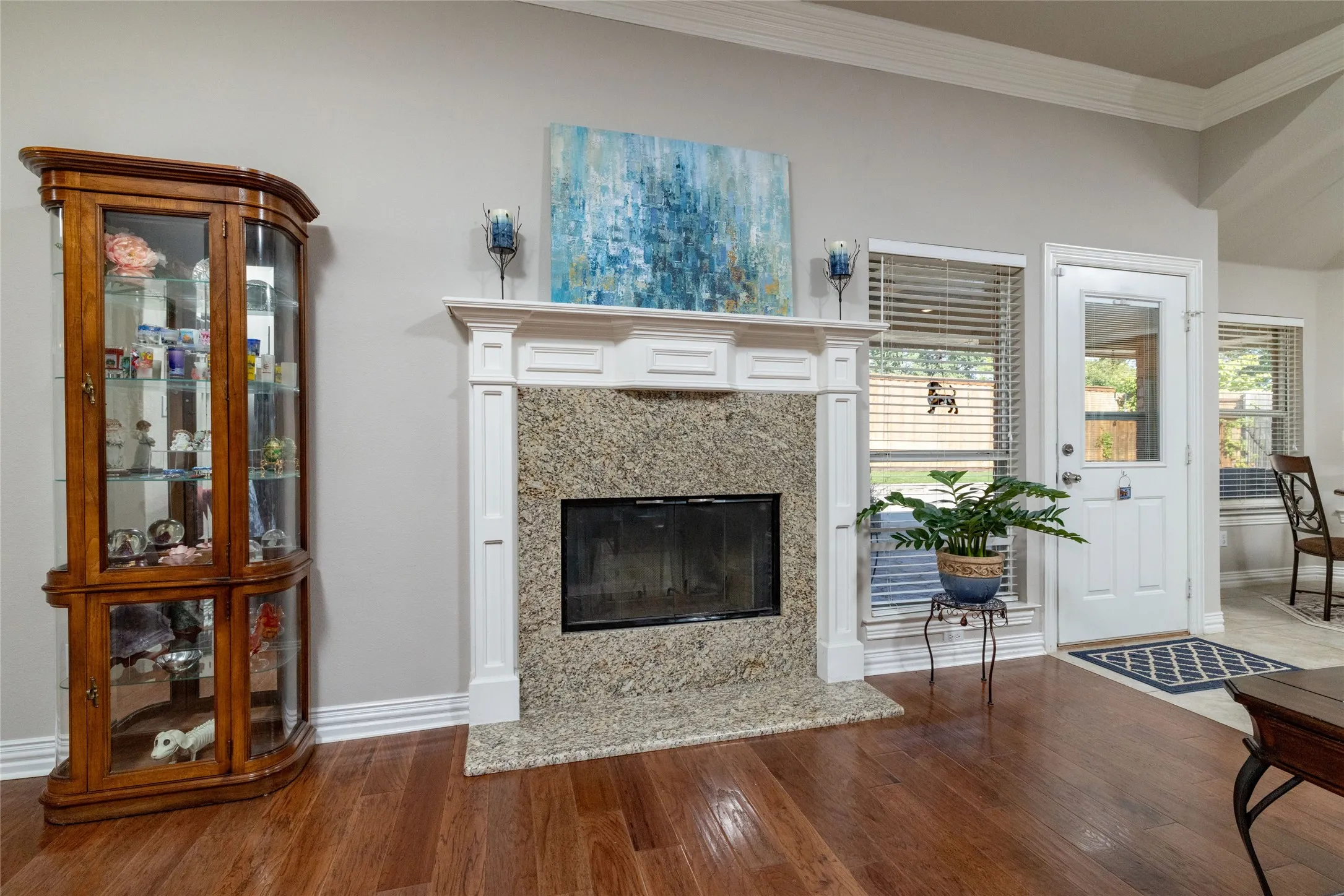 Single Family Residence For Sale in Tarrant County , 5593 Greenview Court, North Richland Hills, Texas 76148, 3 Bedroom, 2 Bathroom, 2 Garage spaces, 2,027 Sqft, built in 1999, mls#21407449, Real Estate Agent in North Richland Hills, Homes For Sale in Tarrant county, Homes For Sale in North Richland Hills, Realtor in North Richland Hills Texas, Real Estate Brokerage Independent Realty Texas, Luminita Cordes Realtor