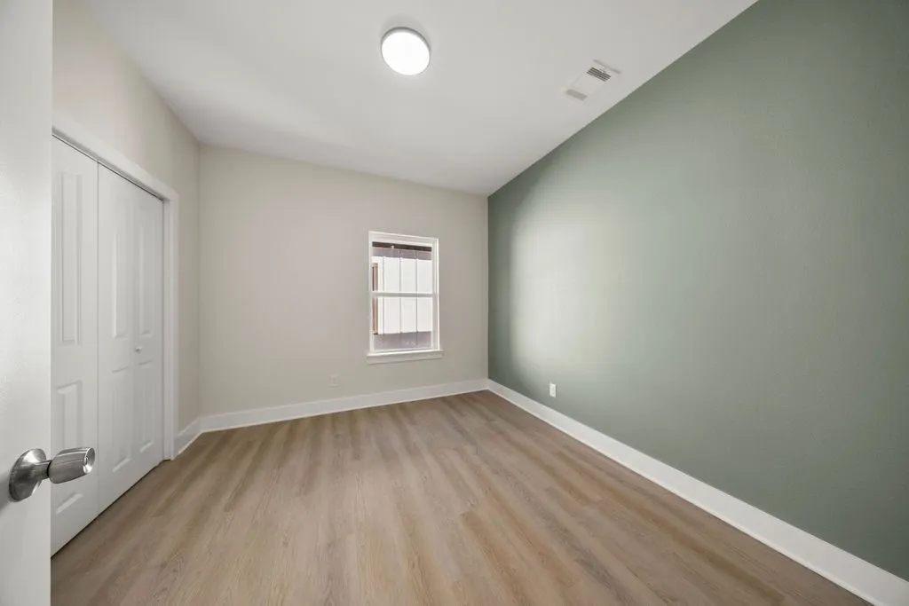 Single Family Residence For Sale in Tarrant County , 1630 Bessie Street, Fort Worth, Texas 76104, 4 Bedroom, 3 Bathroom, 1 Garage spaces, 1,688 Sqft, built in 2026, mls#21408452, Real Estate Agent in Fort Worth, Homes For Sale in Tarrant county, Homes For Sale in Fort Worth, Realtor in Fort Worth Texas, Real Estate Brokerage Independent Realty Texas, Luminita Cordes Realtor