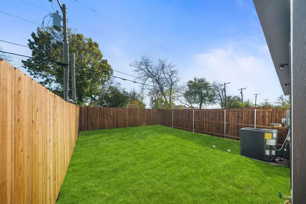 Single Family Residence For Sale in Tarrant County , 1630 Bessie Street, Fort Worth, Texas 76104, 4 Bedroom, 3 Bathroom, 1 Garage spaces, 1,688 Sqft, built in 2026, mls#21408452, Real Estate Agent in Fort Worth, Homes For Sale in Tarrant county, Homes For Sale in Fort Worth, Realtor in Fort Worth Texas, Real Estate Brokerage Independent Realty Texas, Luminita Cordes Realtor