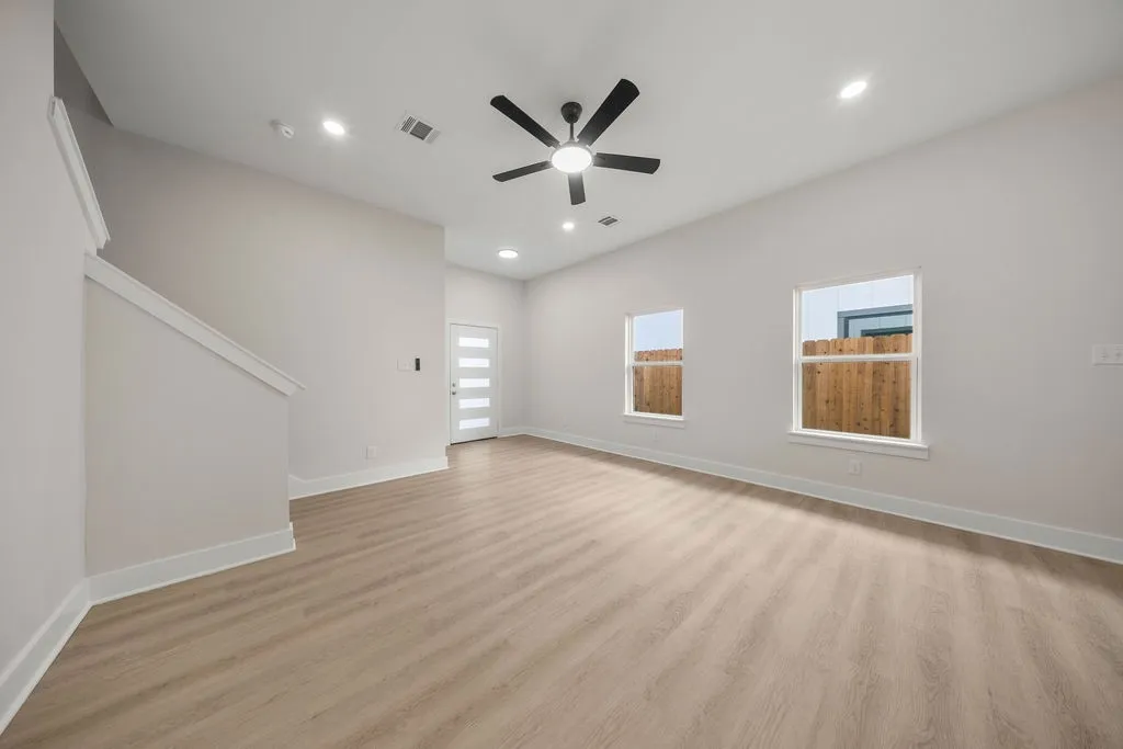 Single Family Residence For Sale in Tarrant County , 1630 Bessie Street, Fort Worth, Texas 76104, 4 Bedroom, 3 Bathroom, 1 Garage spaces, 1,688 Sqft, built in 2026, mls#21408452, Real Estate Agent in Fort Worth, Homes For Sale in Tarrant county, Homes For Sale in Fort Worth, Realtor in Fort Worth Texas, Real Estate Brokerage Independent Realty Texas, Luminita Cordes Realtor