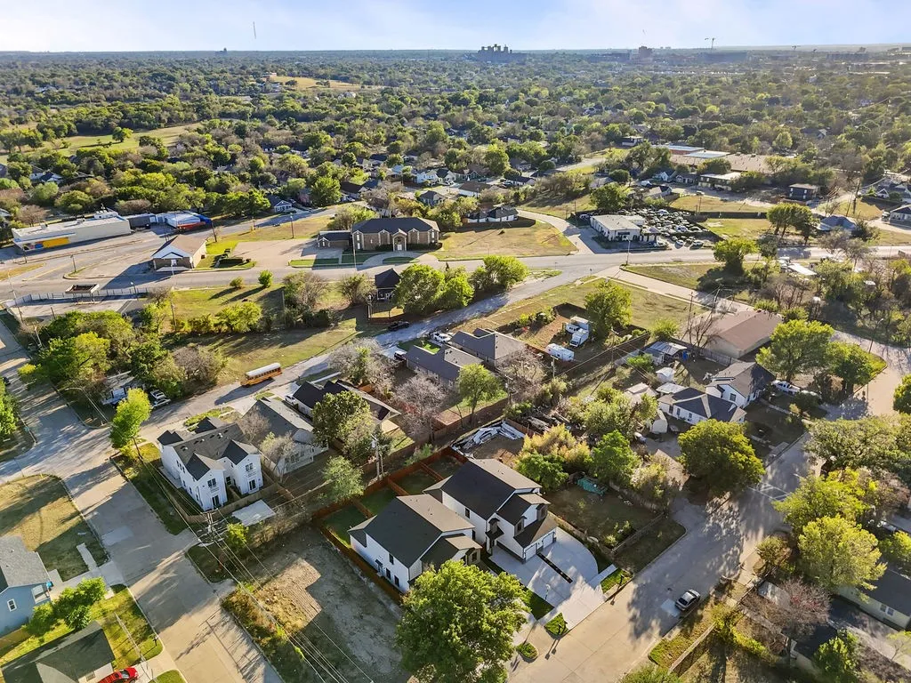 Single Family Residence For Sale in Tarrant County , 1628 Bessie Street, Fort Worth, Texas 76104, 4 Bedroom, 3 Bathroom, 1 Garage spaces, 1,688 Sqft, built in 2026, mls#21408449, Real Estate Agent in Fort Worth, Homes For Sale in Tarrant county, Homes For Sale in Fort Worth, Realtor in Fort Worth Texas, Real Estate Brokerage Independent Realty Texas, Luminita Cordes Realtor