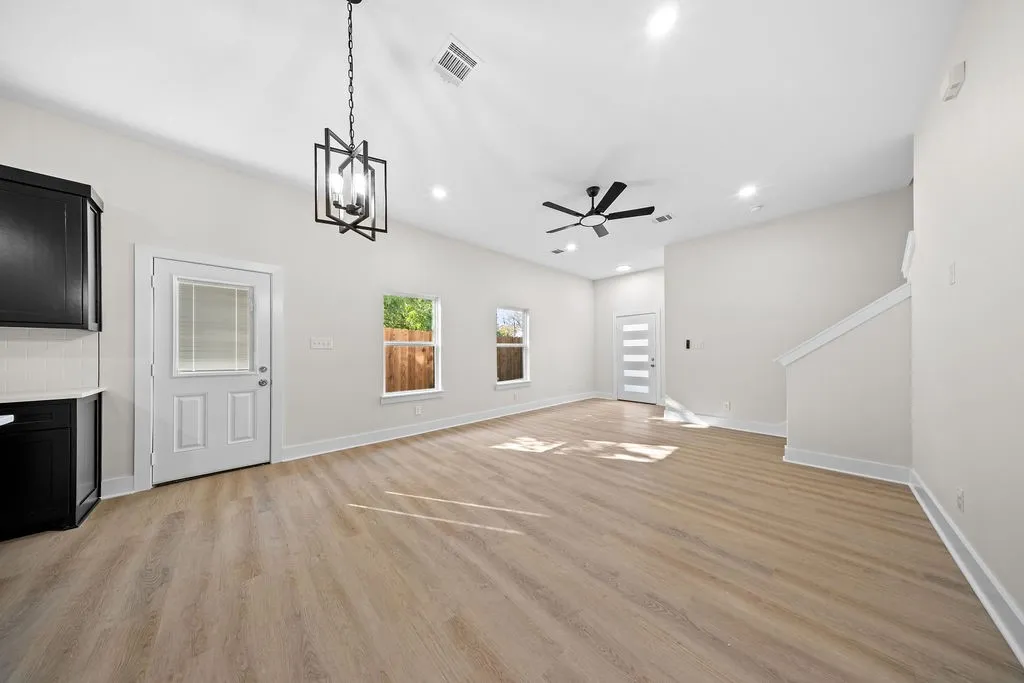 Single Family Residence For Sale in Tarrant County , 1628 Bessie Street, Fort Worth, Texas 76104, 4 Bedroom, 3 Bathroom, 1 Garage spaces, 1,688 Sqft, built in 2026, mls#21408449, Real Estate Agent in Fort Worth, Homes For Sale in Tarrant county, Homes For Sale in Fort Worth, Realtor in Fort Worth Texas, Real Estate Brokerage Independent Realty Texas, Luminita Cordes Realtor
