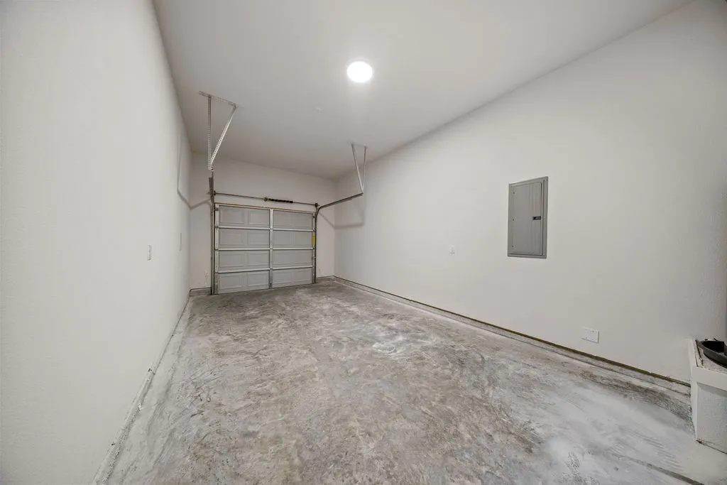 Single Family Residence For Sale in Tarrant County , 1628 Bessie Street, Fort Worth, Texas 76104, 4 Bedroom, 3 Bathroom, 1 Garage spaces, 1,688 Sqft, built in 2026, mls#21408449, Real Estate Agent in Fort Worth, Homes For Sale in Tarrant county, Homes For Sale in Fort Worth, Realtor in Fort Worth Texas, Real Estate Brokerage Independent Realty Texas, Luminita Cordes Realtor