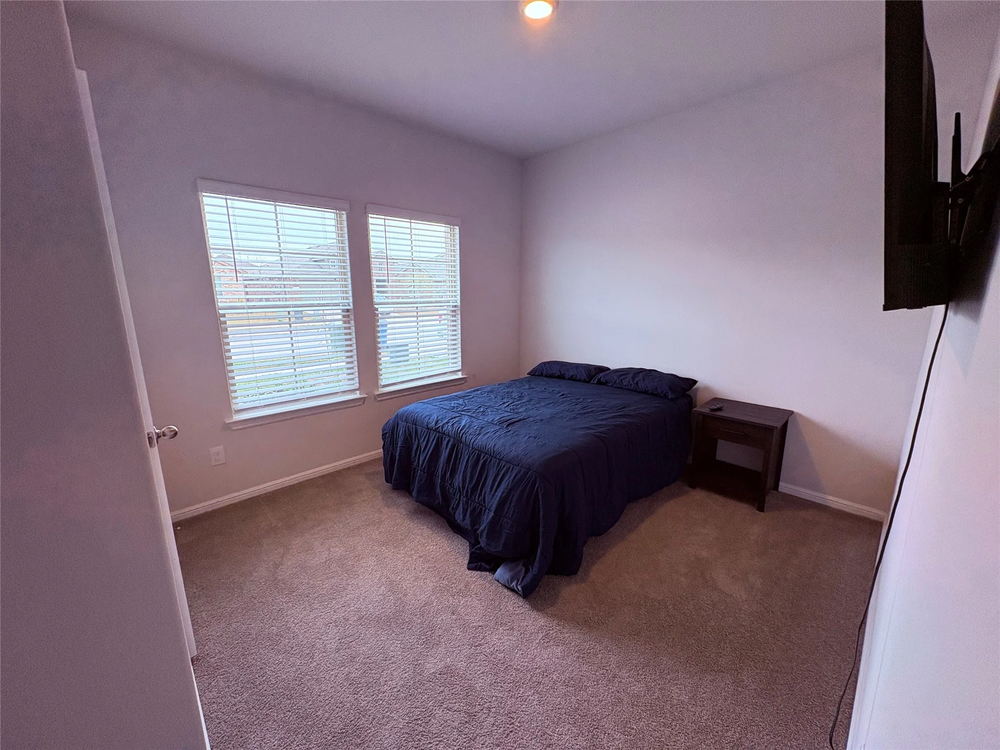 Recessed lighting with light-colored walls
