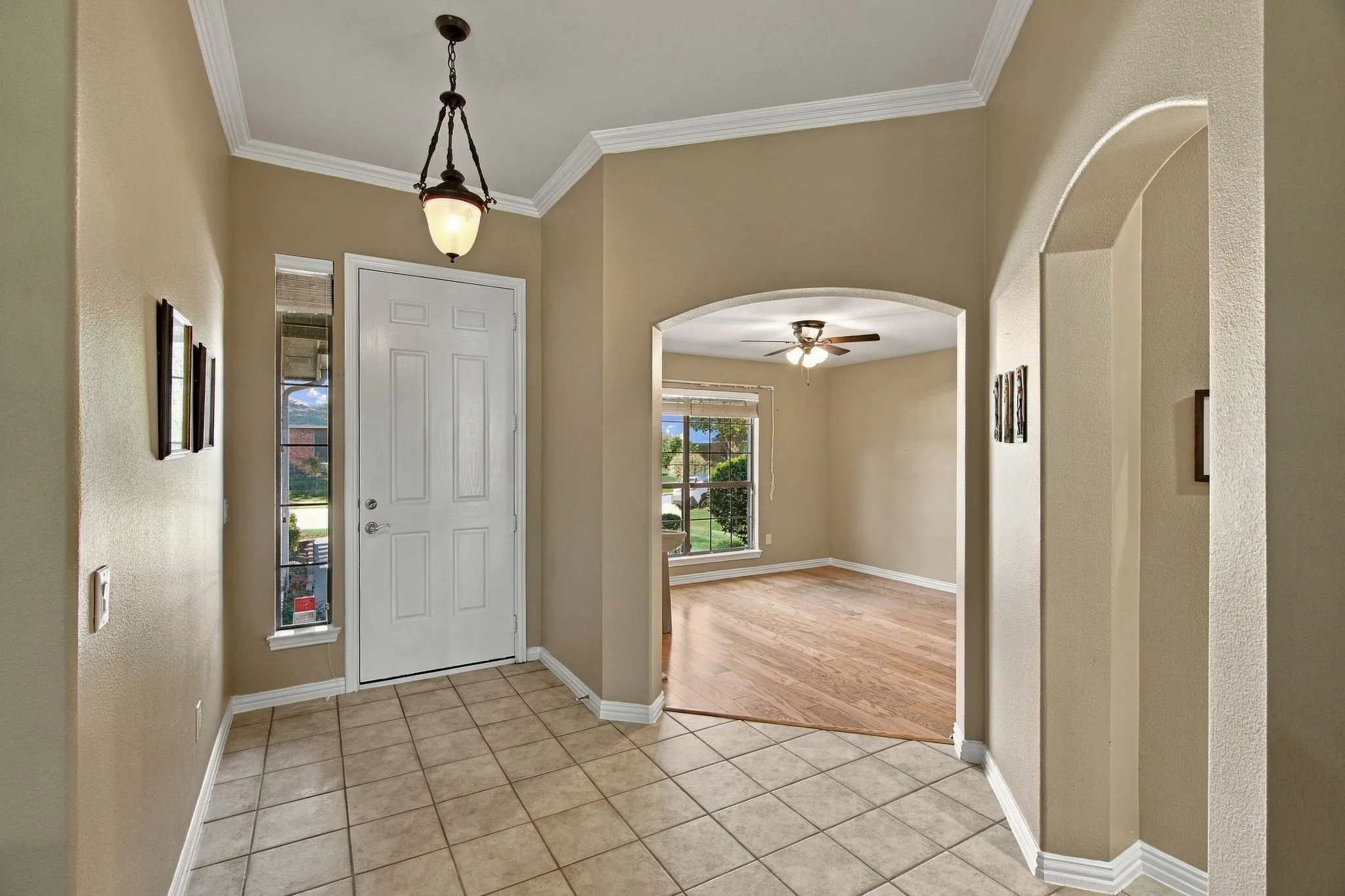 Single Family Residence For Sale in Denton County , 10409 Murray S Johnson Street, Denton, Texas 76207, 2 Bedroom, 3 Bathroom, 2 Garage spaces, 1,915 Sqft, built in 2003, mls#21404121, Real Estate Agent in Denton, Homes For Sale in Denton county, Homes For Sale in Denton, Realtor in Denton Texas, Real Estate Brokerage Independent Realty Texas, Luminita Cordes Realtor