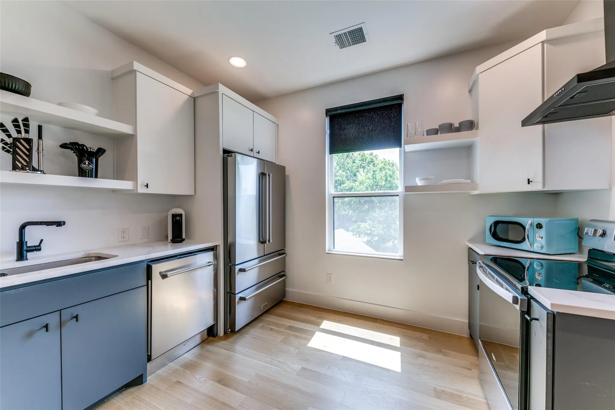 Additional photo of guest quarters