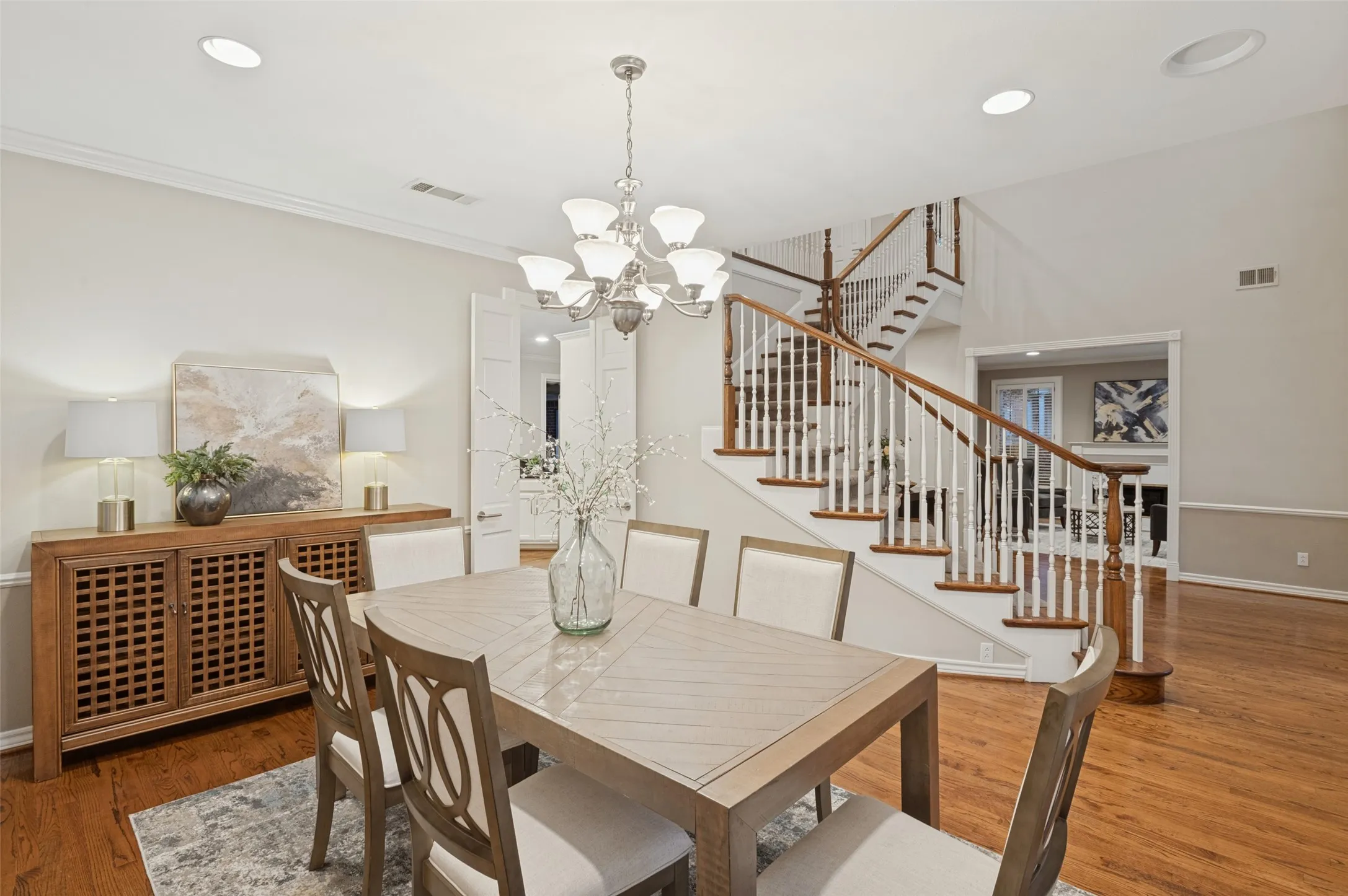 Large formal dining