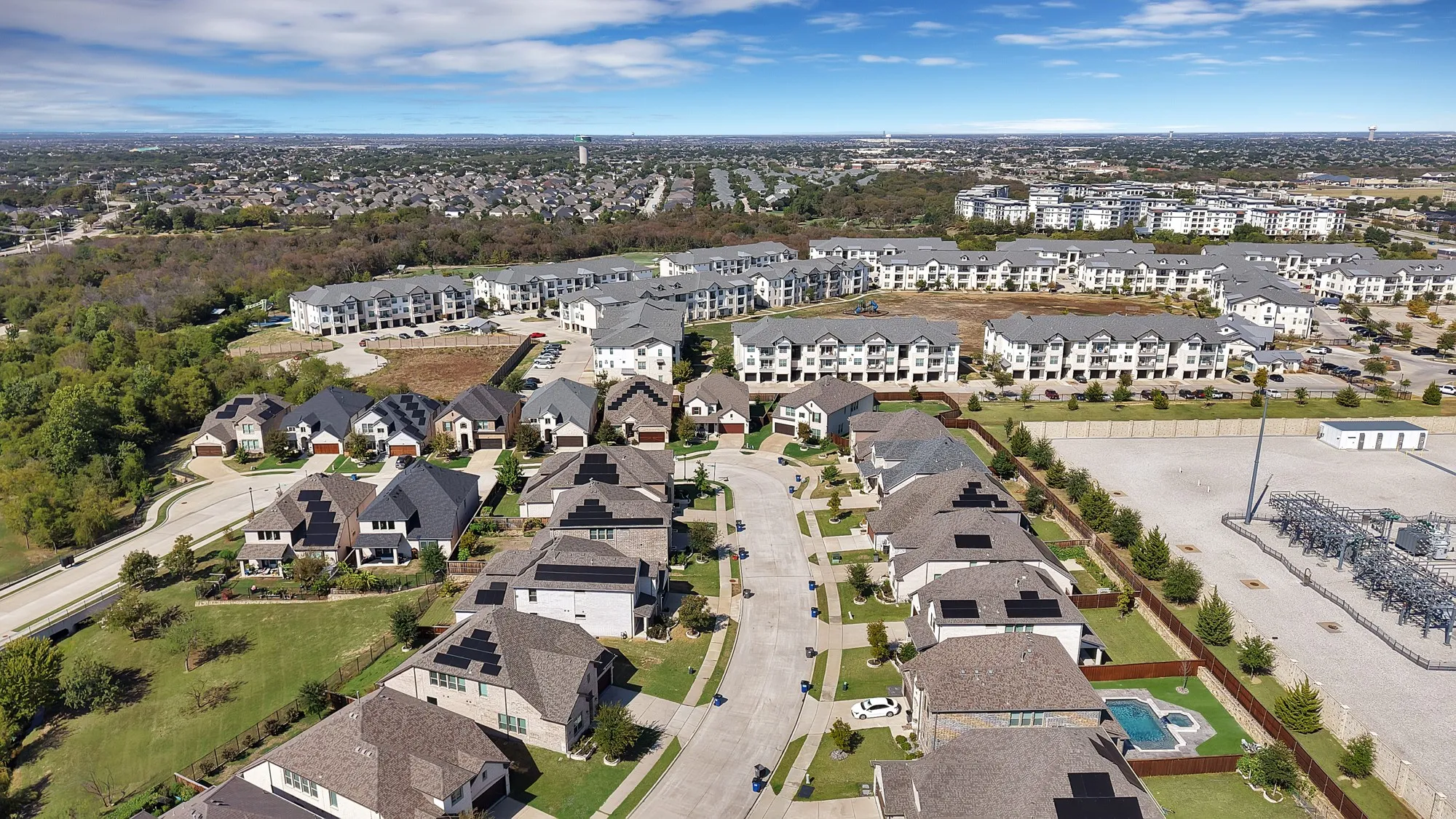 Single Family Residence For Sale in Denton County , 2425 Muirfield Drive, Little Elm, Texas 75036, 4 Bedroom, 4 Bathroom, 2 Garage spaces, 2,704 Sqft, built in 2021, mls#21408731, Real Estate Agent in Little Elm, Homes For Sale in Denton county, Homes For Sale in Little Elm, Realtor in Little Elm Texas, Real Estate Brokerage Independent Realty Texas, Luminita Cordes Realtor