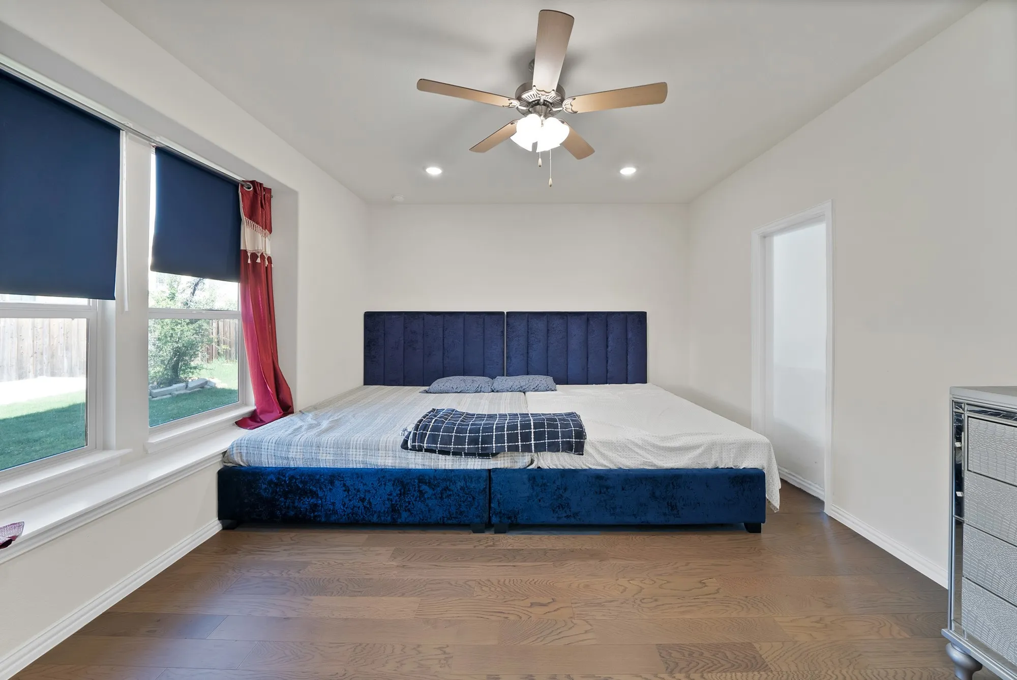 Single Family Residence For Sale in Denton County , 2425 Muirfield Drive, Little Elm, Texas 75036, 4 Bedroom, 4 Bathroom, 2 Garage spaces, 2,704 Sqft, built in 2021, mls#21408731, Real Estate Agent in Little Elm, Homes For Sale in Denton county, Homes For Sale in Little Elm, Realtor in Little Elm Texas, Real Estate Brokerage Independent Realty Texas, Luminita Cordes Realtor