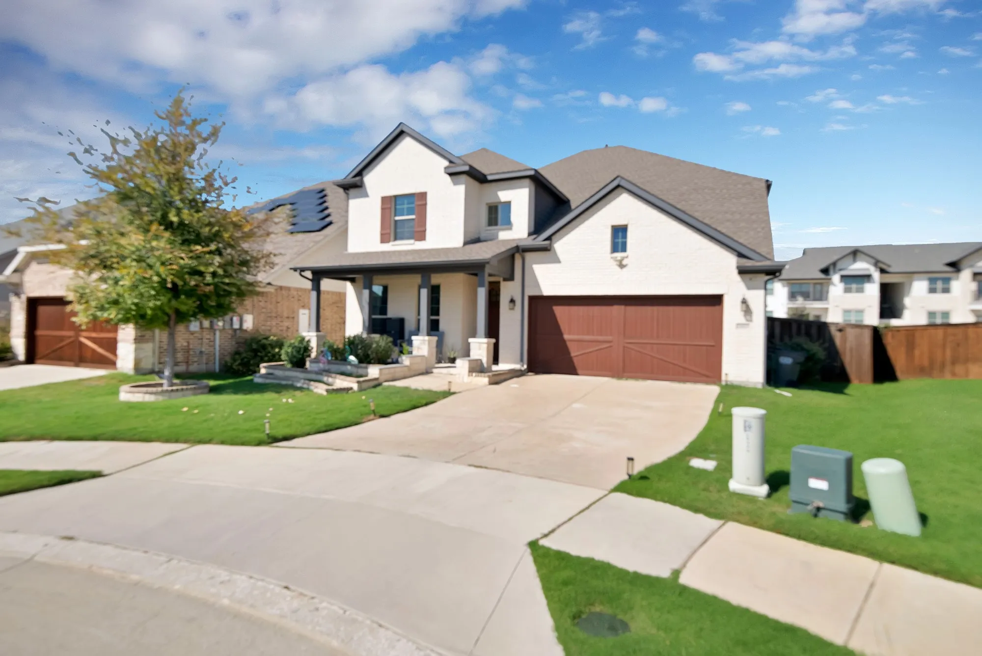 Single Family Residence For Sale in Denton County , 2425 Muirfield Drive, Little Elm, Texas 75036, 4 Bedroom, 4 Bathroom, 2 Garage spaces, 2,704 Sqft, built in 2021, mls#21408731, Real Estate Agent in Little Elm, Homes For Sale in Denton county, Homes For Sale in Little Elm, Realtor in Little Elm Texas, Real Estate Brokerage Independent Realty Texas, Luminita Cordes Realtor