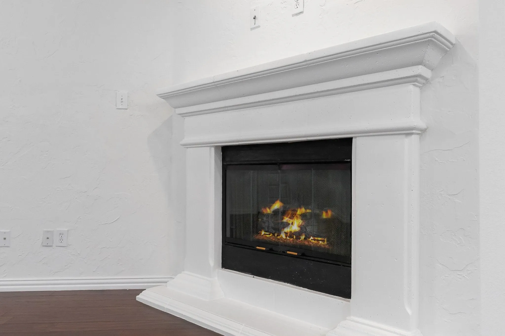 Easy start fireplace with switch.