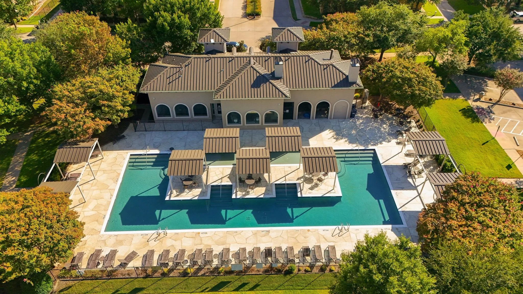 Fabulous HOA amenities.