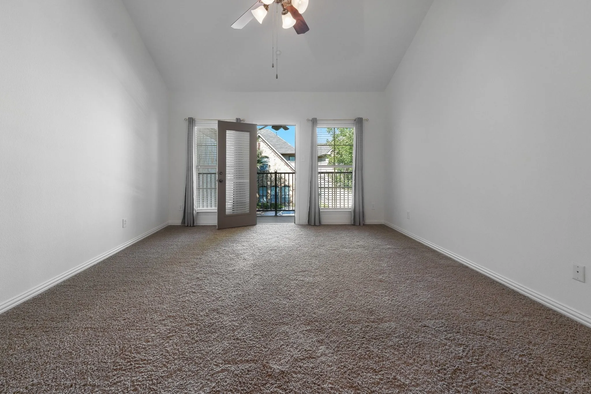 Spacious Primary bedroom