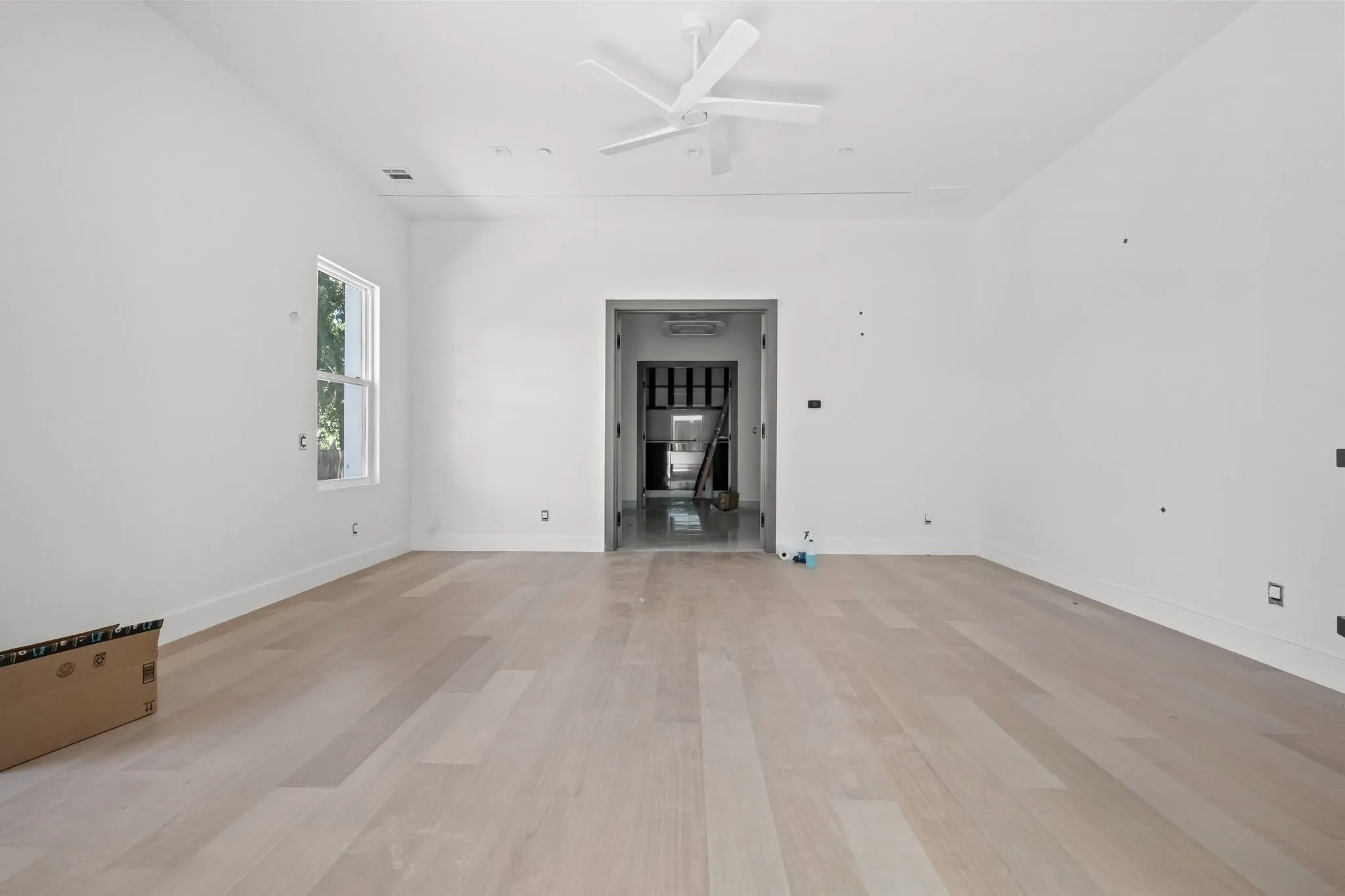 Single Family Residence For Sale in Tarrant County , 2919 Sutton Place, Southlake, Texas 76092, 5 Bedroom, 7 Bathroom, 4 Garage spaces, 5,422 Sqft, built in 2026, mls#21381263, Real Estate Agent in Southlake, Homes For Sale in Tarrant county, Homes For Sale in Southlake, Realtor in Southlake Texas, Real Estate Brokerage Independent Realty Texas, Luminita Cordes Realtor