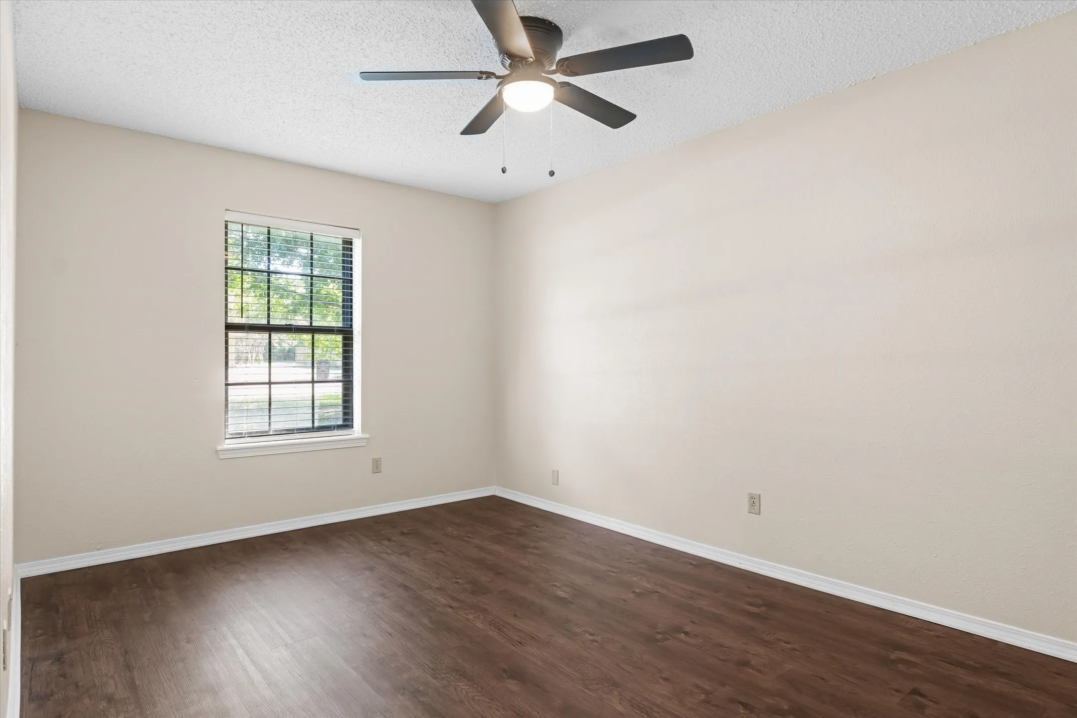 Large primary suite with dual closets and ensuite bath