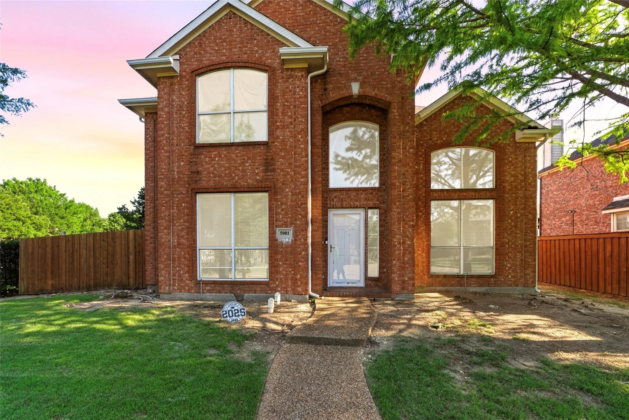 Single Family Residence For Rent in Collin County , 5001 Spicewood Drive, Mc Kinney, Texas 75070, 3 Bedroom, 3 Bathroom, 2 Garage spaces, 2,392 Sqft, built in 2002, mls#21407836, Real Estate Agent in Mc Kinney, Homes For Rent in Collin county, Homes For Rent in Mc Kinney, Realtor in Mc Kinney Texas, Real Estate Brokerage Independent Realty Texas, Luminita Cordes Realtor