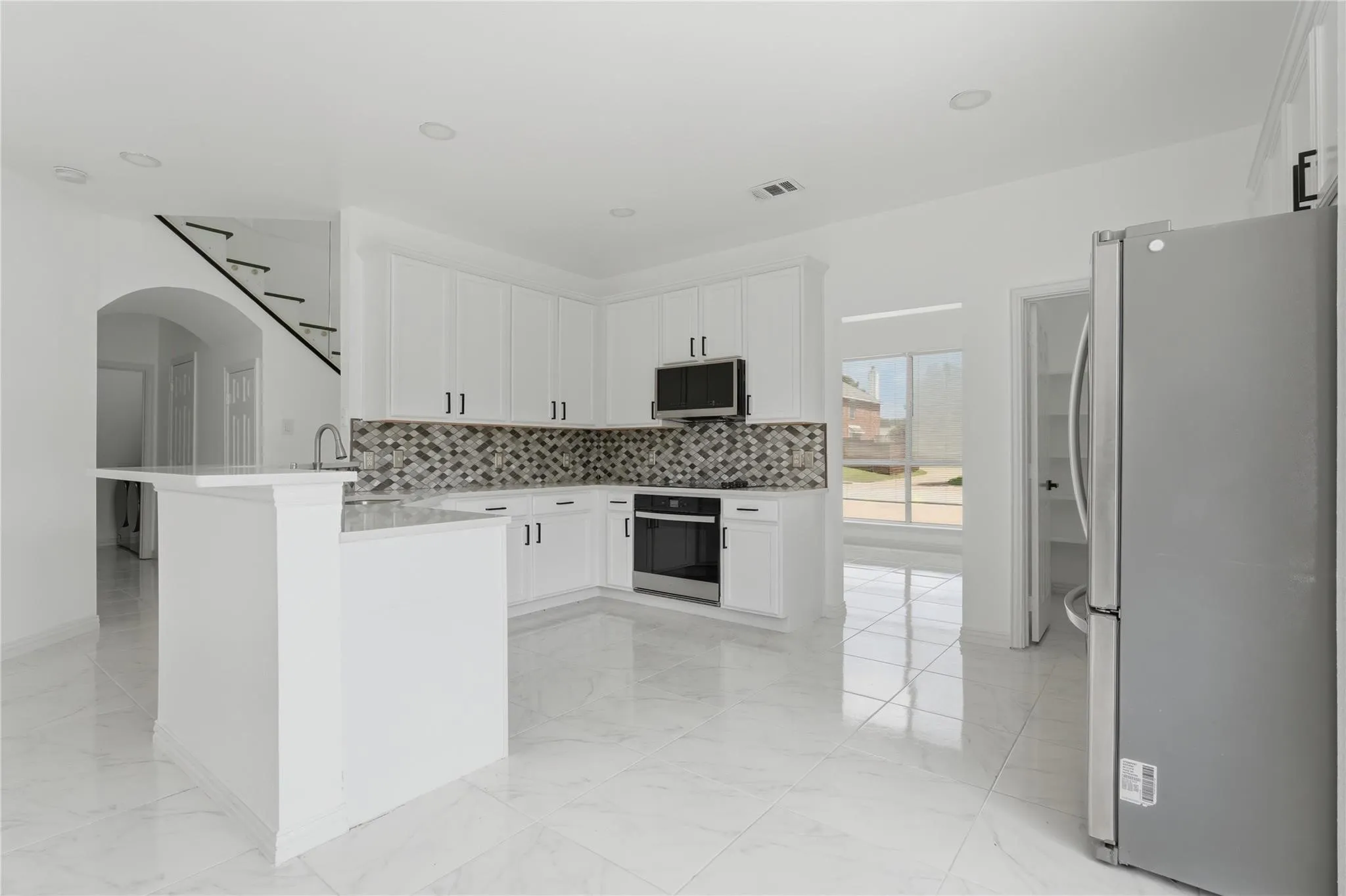 Single Family Residence For Rent in Collin County , 5001 Spicewood Drive, Mc Kinney, Texas 75070, 3 Bedroom, 3 Bathroom, 2 Garage spaces, 2,392 Sqft, built in 2002, mls#21407836, Real Estate Agent in Mc Kinney, Homes For Rent in Collin county, Homes For Rent in Mc Kinney, Realtor in Mc Kinney Texas, Real Estate Brokerage Independent Realty Texas, Luminita Cordes Realtor