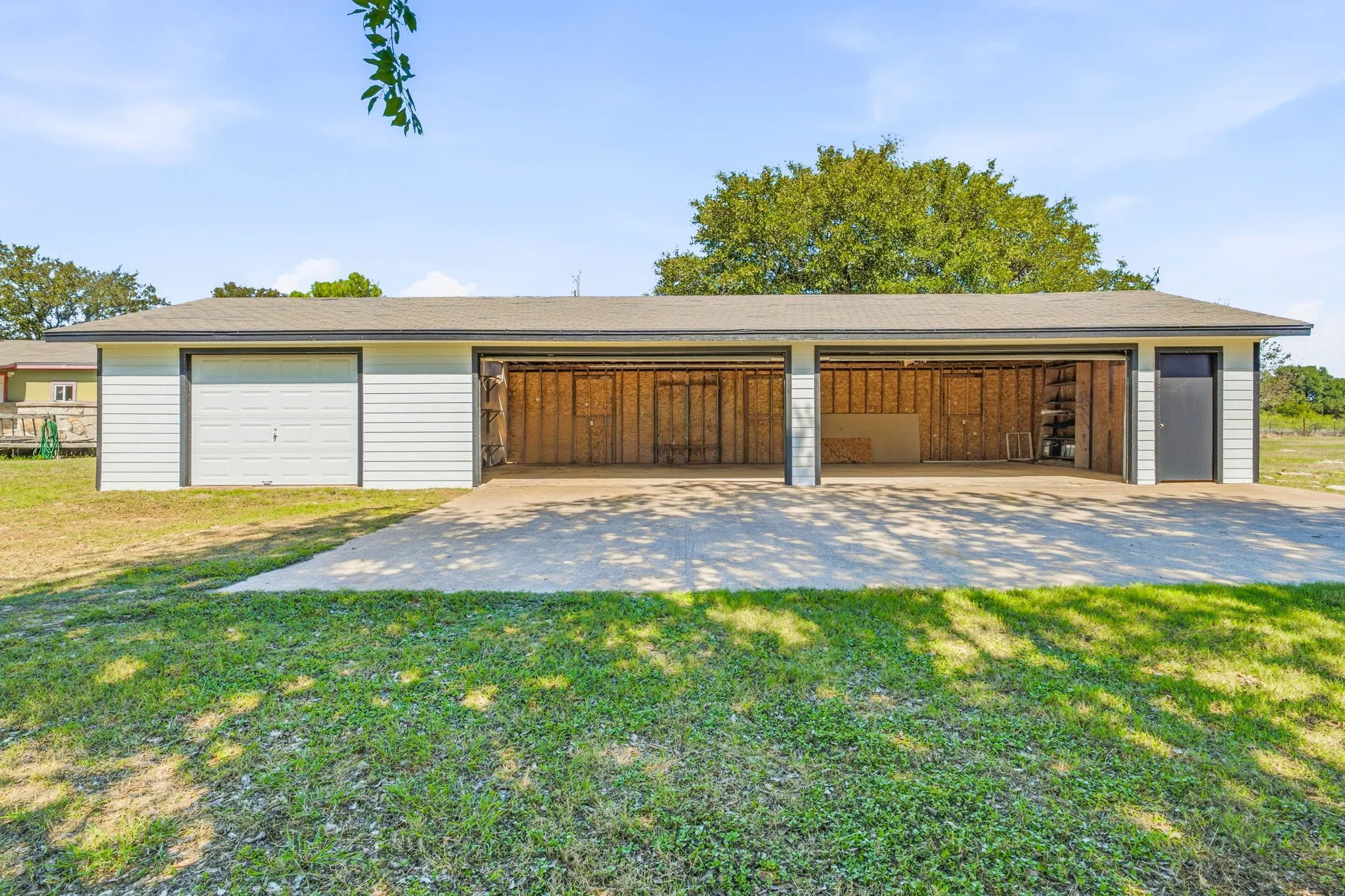 4-car Garage plus Storage