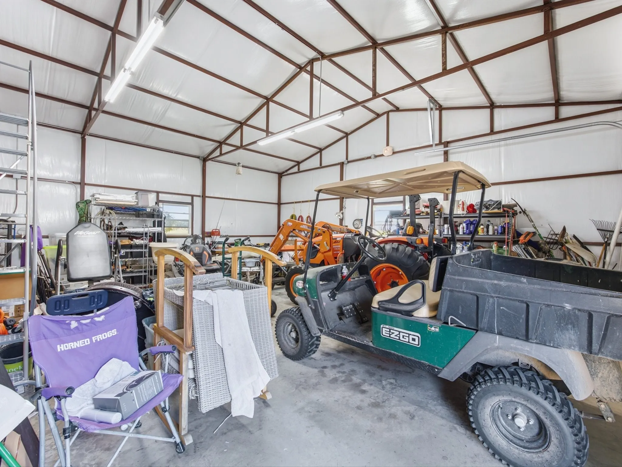 Single Family Residence For Sale in Parker County , 2111 Cool Junction, Millsap, Texas 76066, 4 Bedroom, 5 Bathroom, 2 Garage spaces, 2,380 Sqft, built in 2021, mls#21407482, Real Estate Agent in Millsap, Homes For Sale in Parker county, Homes For Sale in Millsap, Realtor in Millsap Texas, Real Estate Brokerage Independent Realty Texas, Luminita Cordes Realtor