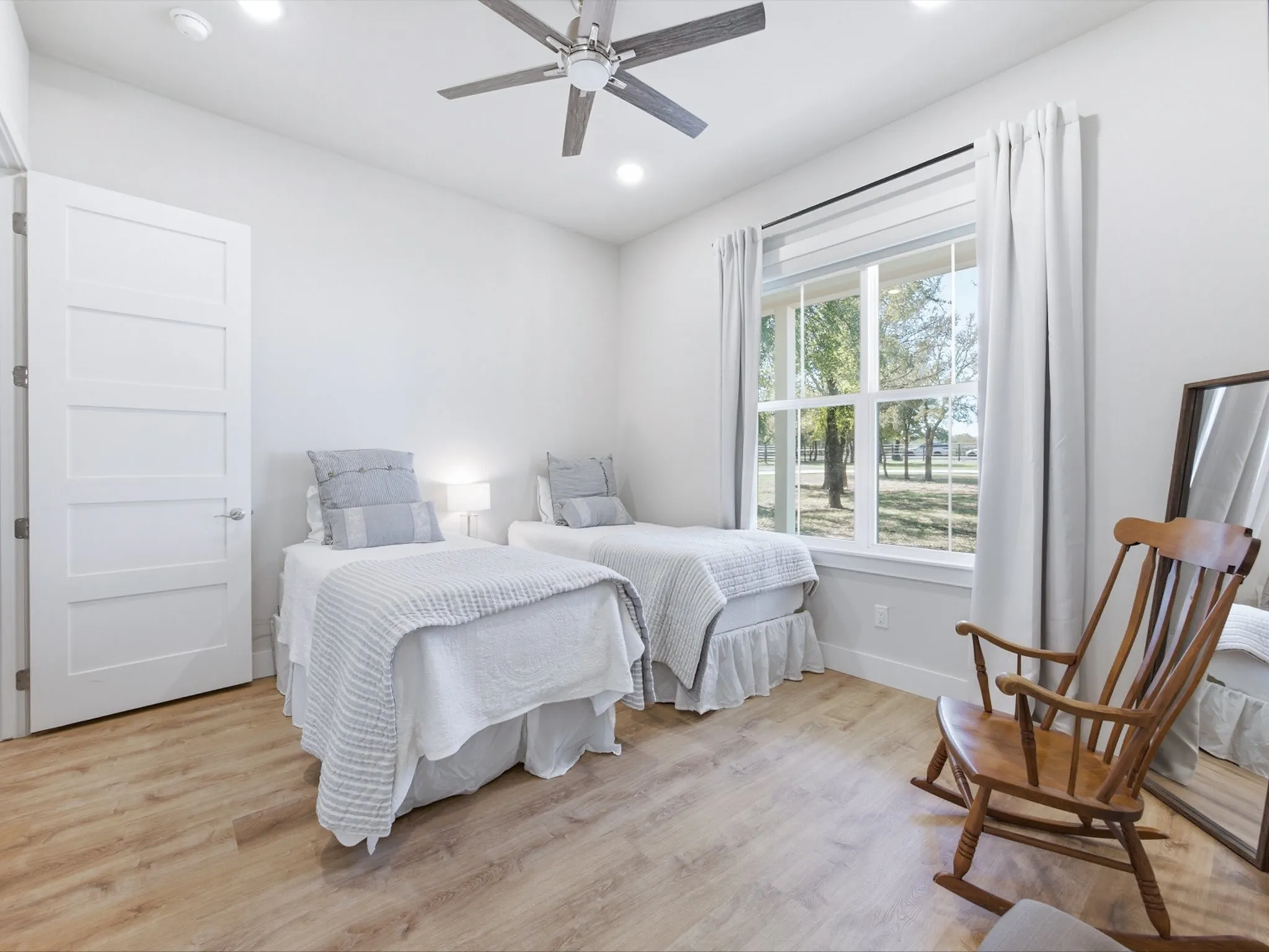 Single Family Residence For Sale in Parker County , 2111 Cool Junction, Millsap, Texas 76066, 4 Bedroom, 5 Bathroom, 2 Garage spaces, 2,380 Sqft, built in 2021, mls#21407482, Real Estate Agent in Millsap, Homes For Sale in Parker county, Homes For Sale in Millsap, Realtor in Millsap Texas, Real Estate Brokerage Independent Realty Texas, Luminita Cordes Realtor