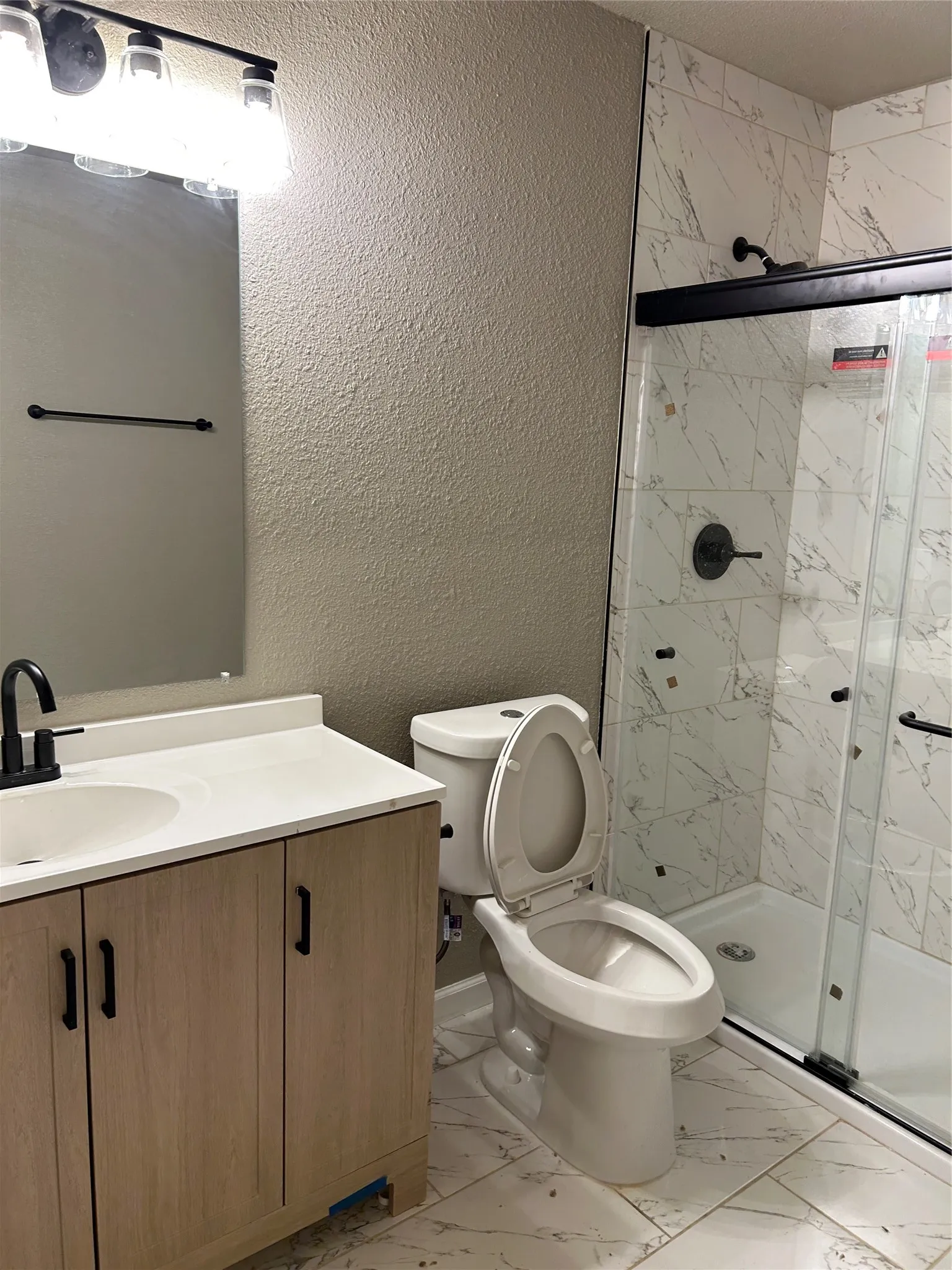 Single Family Residence For Rent in Dallas County , 2815 Hedgerow Drive, Dallas, Texas 75235, 4 Bedroom, 4 Bathroom, 1 Garage spaces, 1,860 Sqft, built in 1946, mls#21408758, Real Estate Agent in Dallas, Homes For Rent in Dallas county, Homes For Rent in Dallas, Realtor in Dallas Texas, Real Estate Brokerage Independent Realty Texas, Luminita Cordes Realtor
