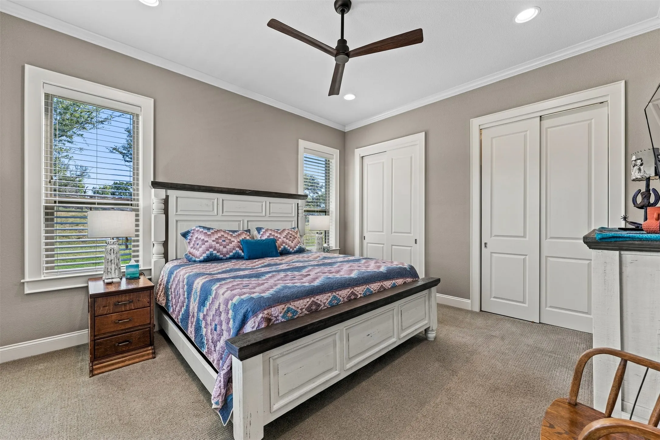 The second guest room has two separate closets.