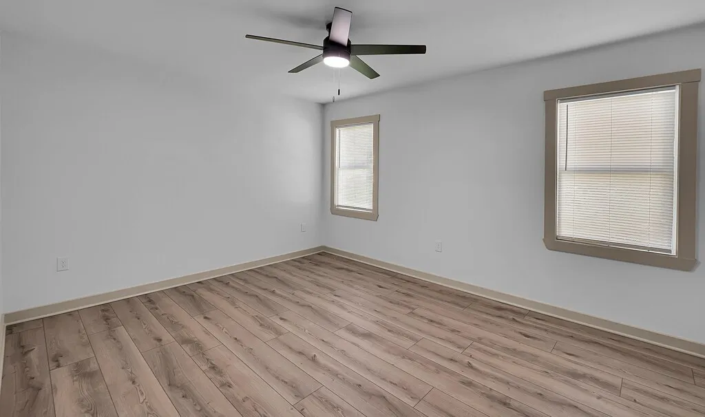Single Family Residence For Sale in Bosque County , 903 E Avenue C, Valley Mills, Texas 76689, 4 Bedroom, 2 Bathroom, Garage spaces, 1,424 Sqft, built in 1950, mls#21408399, Real Estate Agent in Valley Mills, Homes For Sale in Bosque county, Homes For Sale in Valley Mills, Realtor in Valley Mills Texas, Real Estate Brokerage Independent Realty Texas, Luminita Cordes Realtor