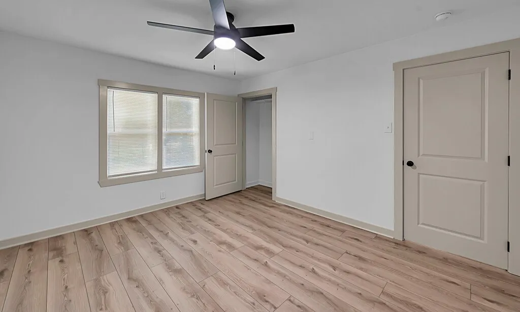 Single Family Residence For Sale in Bosque County , 903 E Avenue C, Valley Mills, Texas 76689, 4 Bedroom, 2 Bathroom, Garage spaces, 1,424 Sqft, built in 1950, mls#21408399, Real Estate Agent in Valley Mills, Homes For Sale in Bosque county, Homes For Sale in Valley Mills, Realtor in Valley Mills Texas, Real Estate Brokerage Independent Realty Texas, Luminita Cordes Realtor