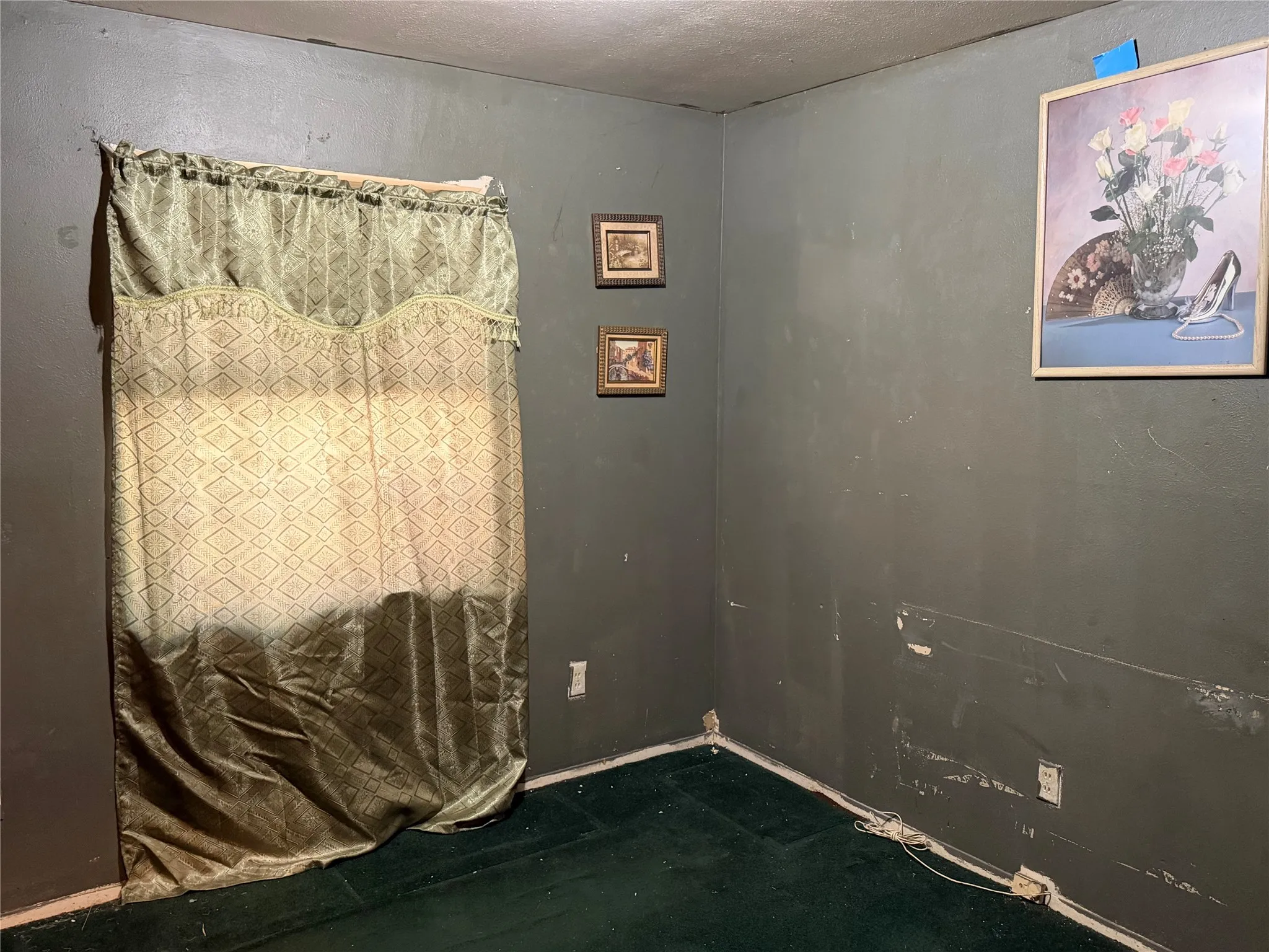 Single Family Residence For Sale in Dallas County , 6220 Harmony Lane, Dallas, Texas 75241, 3 Bedroom, 2 Bathroom, 2 Garage spaces, 1,200 Sqft, built in 1962, mls#21408716, Real Estate Agent in Dallas, Homes For Sale in Dallas county, Homes For Sale in Dallas, Realtor in Dallas Texas, Real Estate Brokerage Independent Realty Texas, Luminita Cordes Realtor