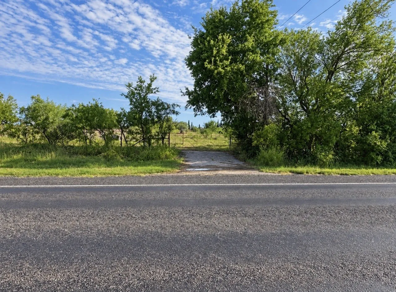 Hwy Frontage