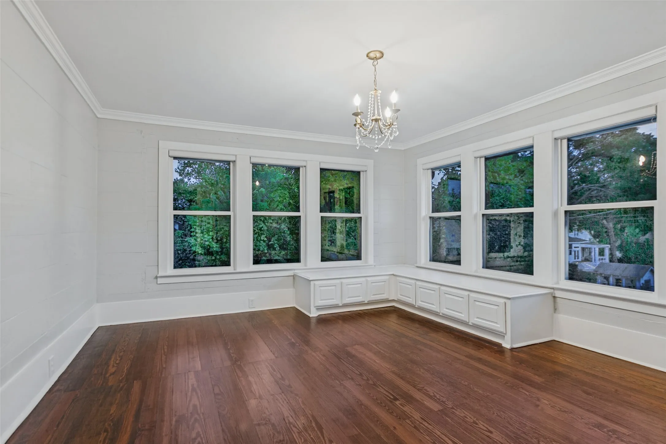 Upstairs bedroom facing front yard