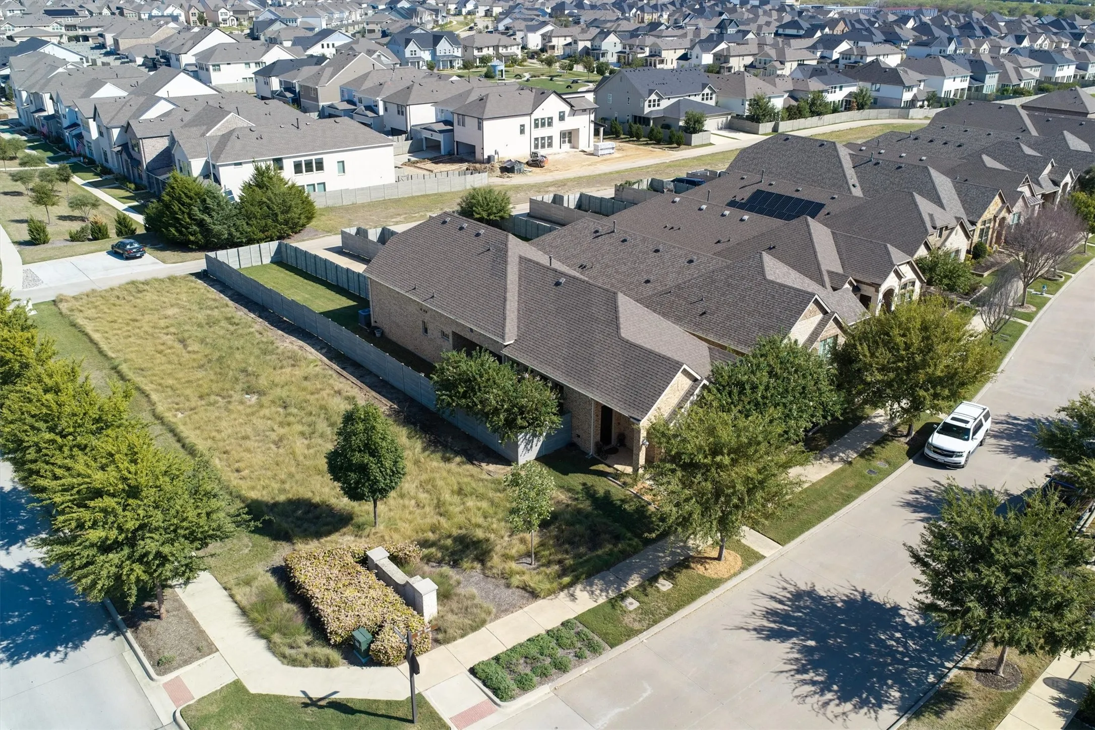 Single Family Residence For Sale in Denton County , 1008 10th Street, Argyle, Texas 76226, 3 Bedroom, 3 Bathroom, 2 Garage spaces, 2,264 Sqft, built in 2018, mls#21408730, Real Estate Agent in Argyle, Homes For Sale in Denton county, Homes For Sale in Argyle, Realtor in Argyle Texas, Real Estate Brokerage Independent Realty Texas, Luminita Cordes Realtor
