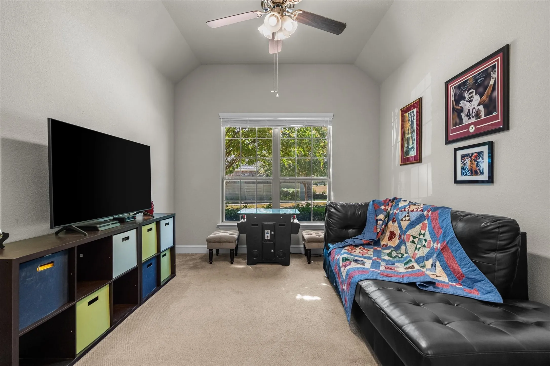 Single Family Residence For Sale in Denton County , 1008 10th Street, Argyle, Texas 76226, 3 Bedroom, 3 Bathroom, 2 Garage spaces, 2,264 Sqft, built in 2018, mls#21408730, Real Estate Agent in Argyle, Homes For Sale in Denton county, Homes For Sale in Argyle, Realtor in Argyle Texas, Real Estate Brokerage Independent Realty Texas, Luminita Cordes Realtor