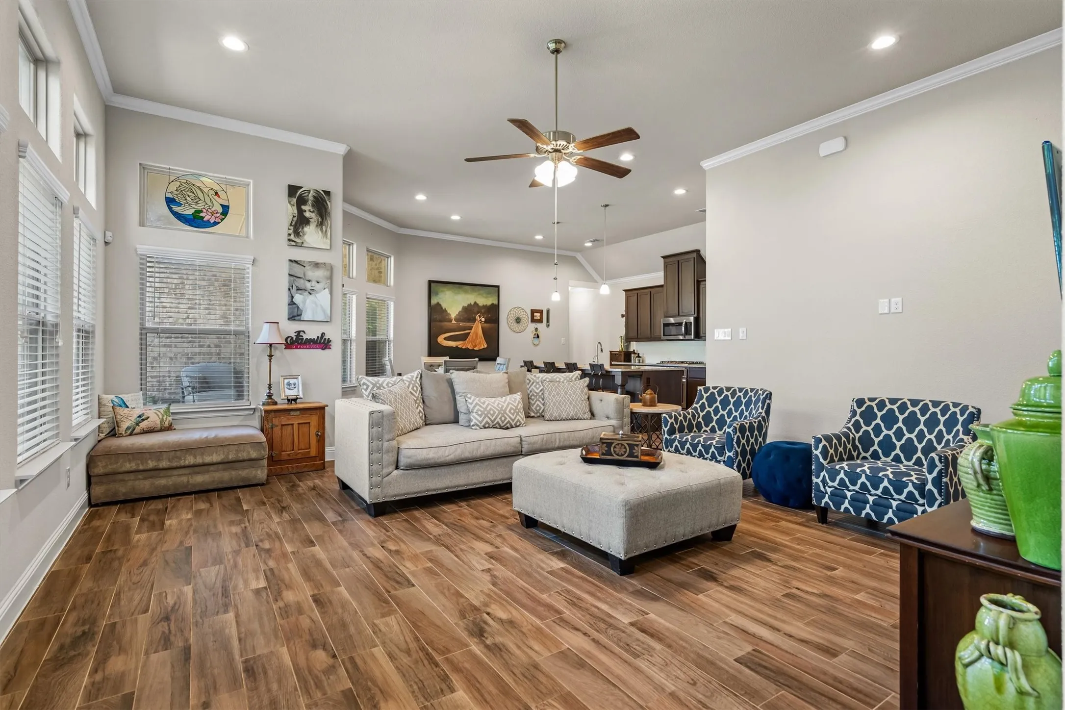 Single Family Residence For Sale in Denton County , 1008 10th Street, Argyle, Texas 76226, 3 Bedroom, 3 Bathroom, 2 Garage spaces, 2,264 Sqft, built in 2018, mls#21408730, Real Estate Agent in Argyle, Homes For Sale in Denton county, Homes For Sale in Argyle, Realtor in Argyle Texas, Real Estate Brokerage Independent Realty Texas, Luminita Cordes Realtor