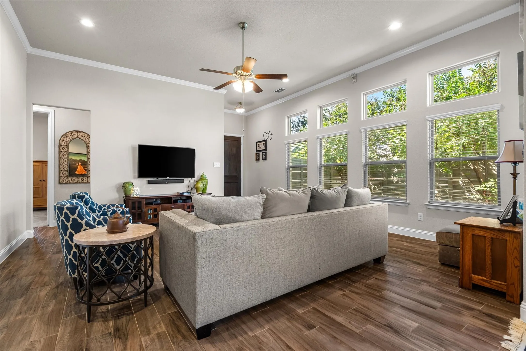 Single Family Residence For Sale in Denton County , 1008 10th Street, Argyle, Texas 76226, 3 Bedroom, 3 Bathroom, 2 Garage spaces, 2,264 Sqft, built in 2018, mls#21408730, Real Estate Agent in Argyle, Homes For Sale in Denton county, Homes For Sale in Argyle, Realtor in Argyle Texas, Real Estate Brokerage Independent Realty Texas, Luminita Cordes Realtor