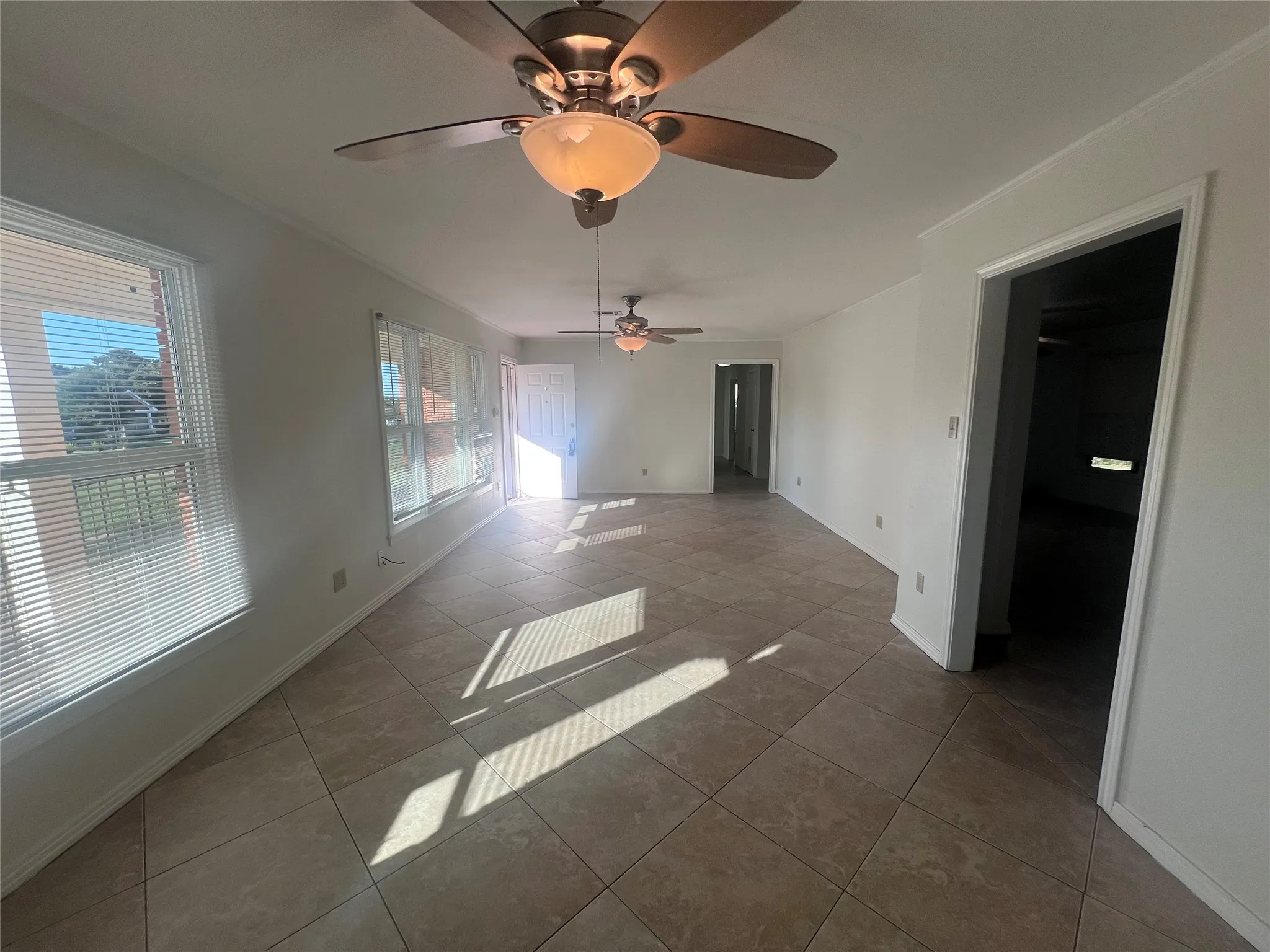 Single Family Residence For Rent in Mc Lennan County , 3215 Pine Avenue, Waco, Texas 76708, 3 Bedroom, 2 Bathroom, Garage spaces, 2,262 Sqft, built in 1954, mls#21408775, Real Estate Agent in Waco, Homes For Rent in Mc Lennan county, Homes For Rent in Waco, Realtor in Waco Texas, Real Estate Brokerage Independent Realty Texas, Luminita Cordes Realtor