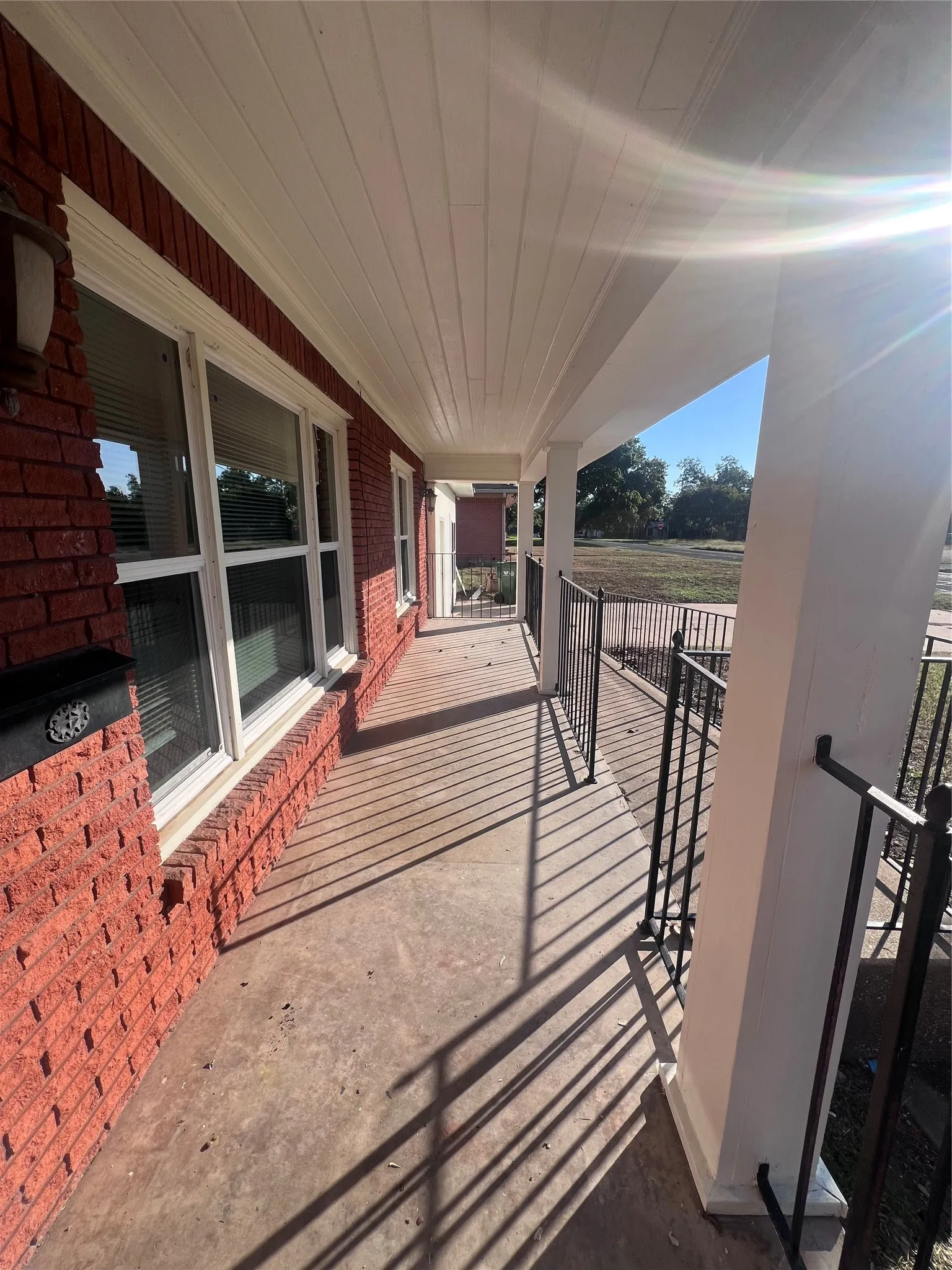Single Family Residence For Rent in Mc Lennan County , 3215 Pine Avenue, Waco, Texas 76708, 3 Bedroom, 2 Bathroom, Garage spaces, 2,262 Sqft, built in 1954, mls#21408775, Real Estate Agent in Waco, Homes For Rent in Mc Lennan county, Homes For Rent in Waco, Realtor in Waco Texas, Real Estate Brokerage Independent Realty Texas, Luminita Cordes Realtor