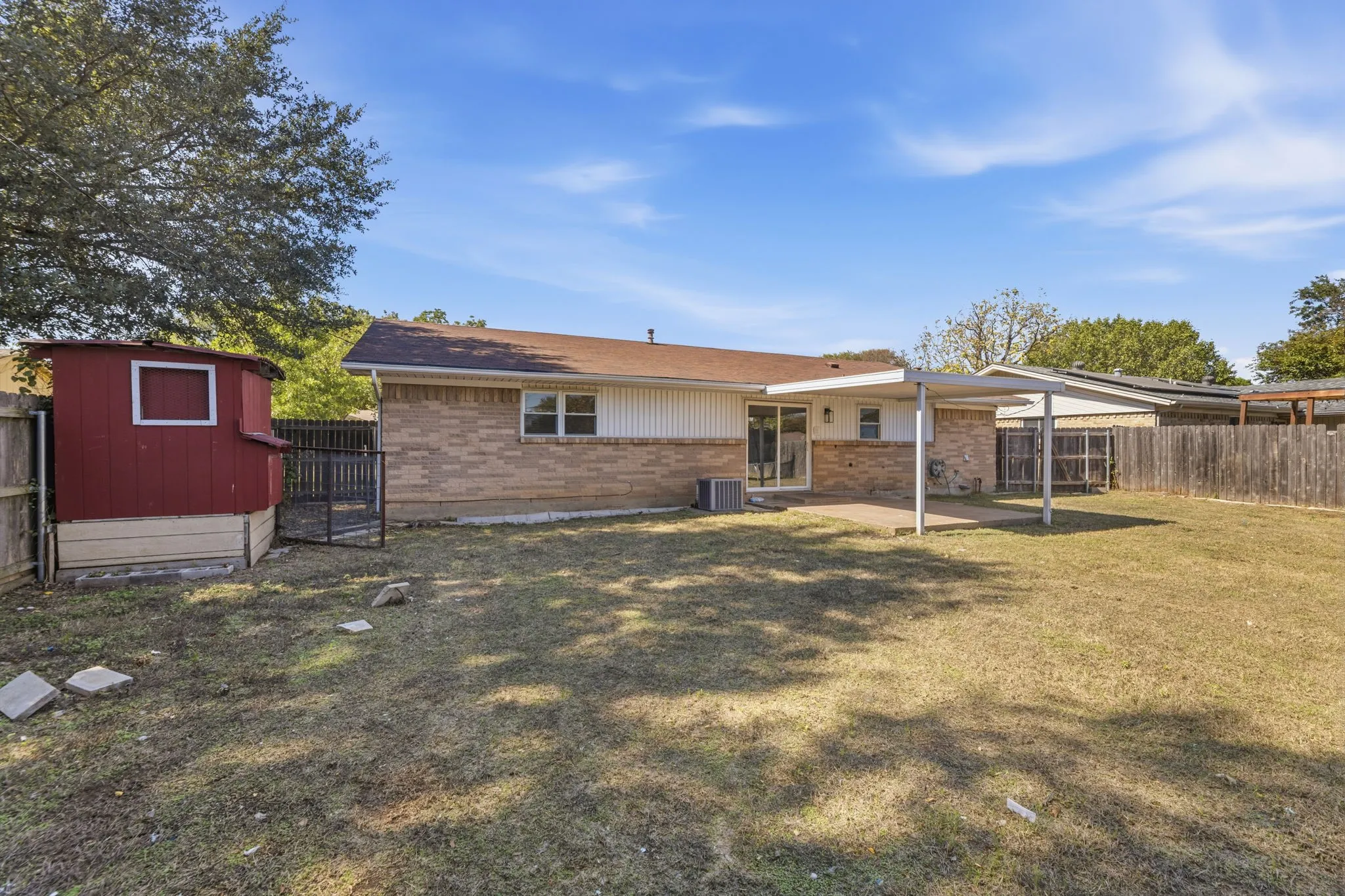 Single Family Residence For Sale in Dallas County , 206 Rockaway Drive, Duncanville, Texas 75116, 3 Bedroom, 2 Bathroom, 1 Garage spaces, 1,148 Sqft, built in 1965, mls#21408701, Real Estate Agent in Duncanville, Homes For Sale in Dallas county, Homes For Sale in Duncanville, Realtor in Duncanville Texas, Real Estate Brokerage Independent Realty Texas, Luminita Cordes Realtor