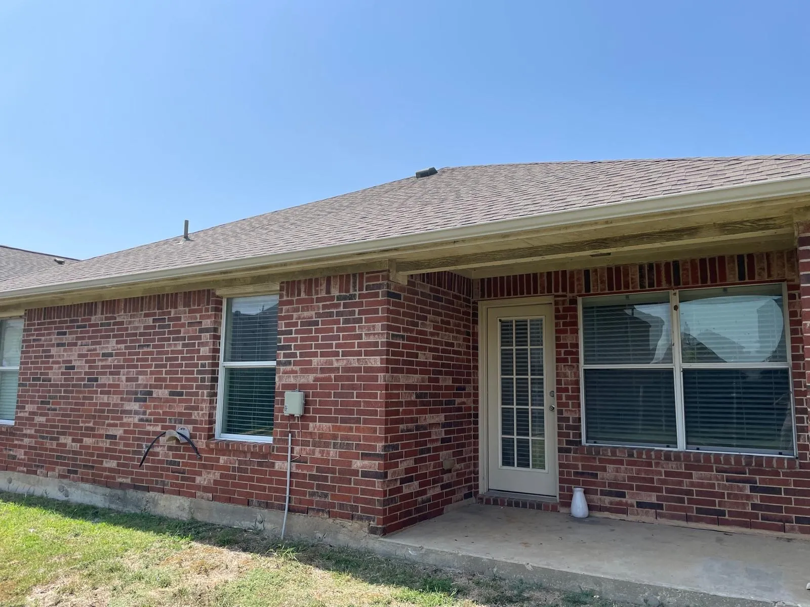 Single Family Residence For Rent in Denton County , 2049 Sunny Side Drive, Little Elm, Texas 75068, 4 Bedroom, 2 Bathroom, 2 Garage spaces, 1,502 Sqft, built in 2006, mls#21408783, Real Estate Agent in Little Elm, Homes For Rent in Denton county, Homes For Rent in Little Elm, Realtor in Little Elm Texas, Real Estate Brokerage Independent Realty Texas, Luminita Cordes Realtor