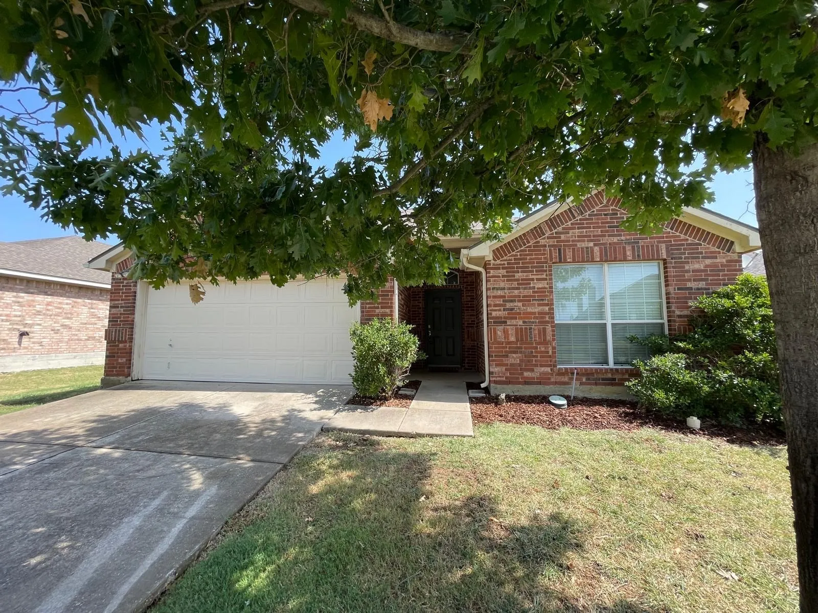 Single Family Residence For Rent
