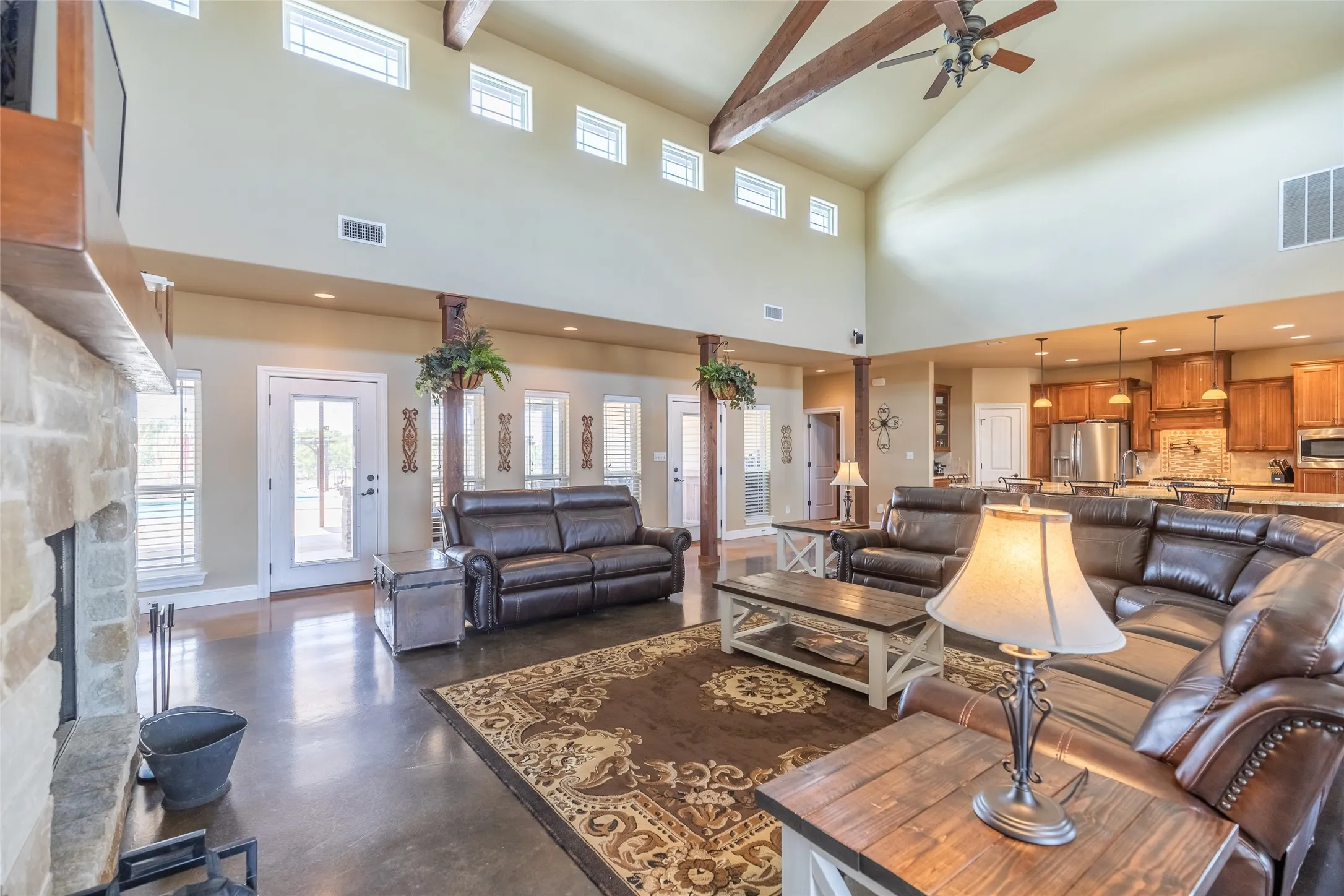 Single Family Residence For Sale in Taylor County , 166 Nora Miller Road, Abilene, Texas 79602, 4 Bedroom, 3 Bathroom, 3 Garage spaces, 3,026 Sqft, built in 2012, mls#21392223, Real Estate Agent in Abilene, Homes For Sale in Taylor county, Homes For Sale in Abilene, Realtor in Abilene Texas, Real Estate Brokerage Independent Realty Texas, Luminita Cordes Realtor