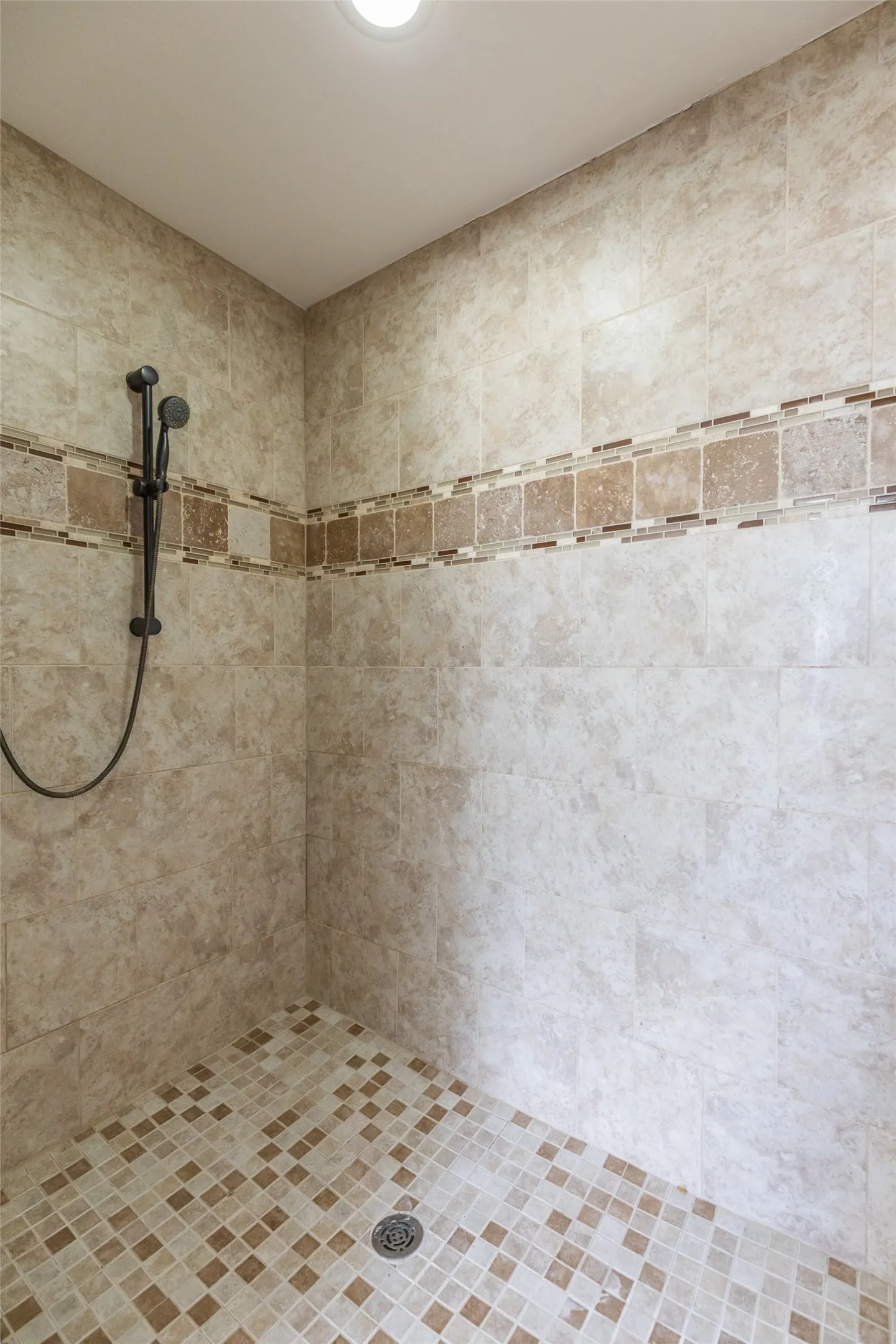 Single Family Residence For Sale in Taylor County , 166 Nora Miller Road, Abilene, Texas 79602, 4 Bedroom, 3 Bathroom, 3 Garage spaces, 3,026 Sqft, built in 2012, mls#21392223, Real Estate Agent in Abilene, Homes For Sale in Taylor county, Homes For Sale in Abilene, Realtor in Abilene Texas, Real Estate Brokerage Independent Realty Texas, Luminita Cordes Realtor