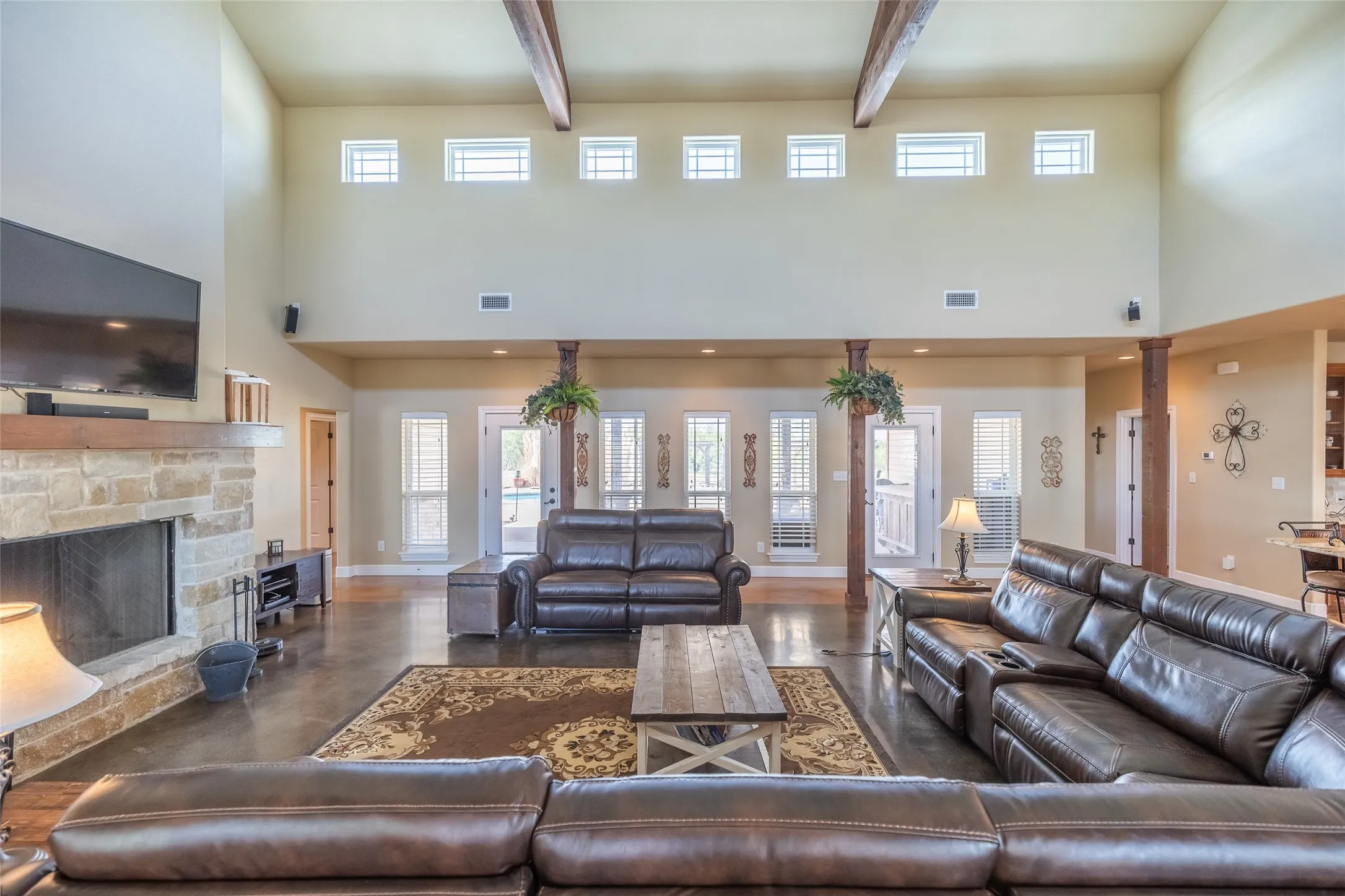 Single Family Residence For Sale in Taylor County , 166 Nora Miller Road, Abilene, Texas 79602, 4 Bedroom, 3 Bathroom, 3 Garage spaces, 3,026 Sqft, built in 2012, mls#21392223, Real Estate Agent in Abilene, Homes For Sale in Taylor county, Homes For Sale in Abilene, Realtor in Abilene Texas, Real Estate Brokerage Independent Realty Texas, Luminita Cordes Realtor