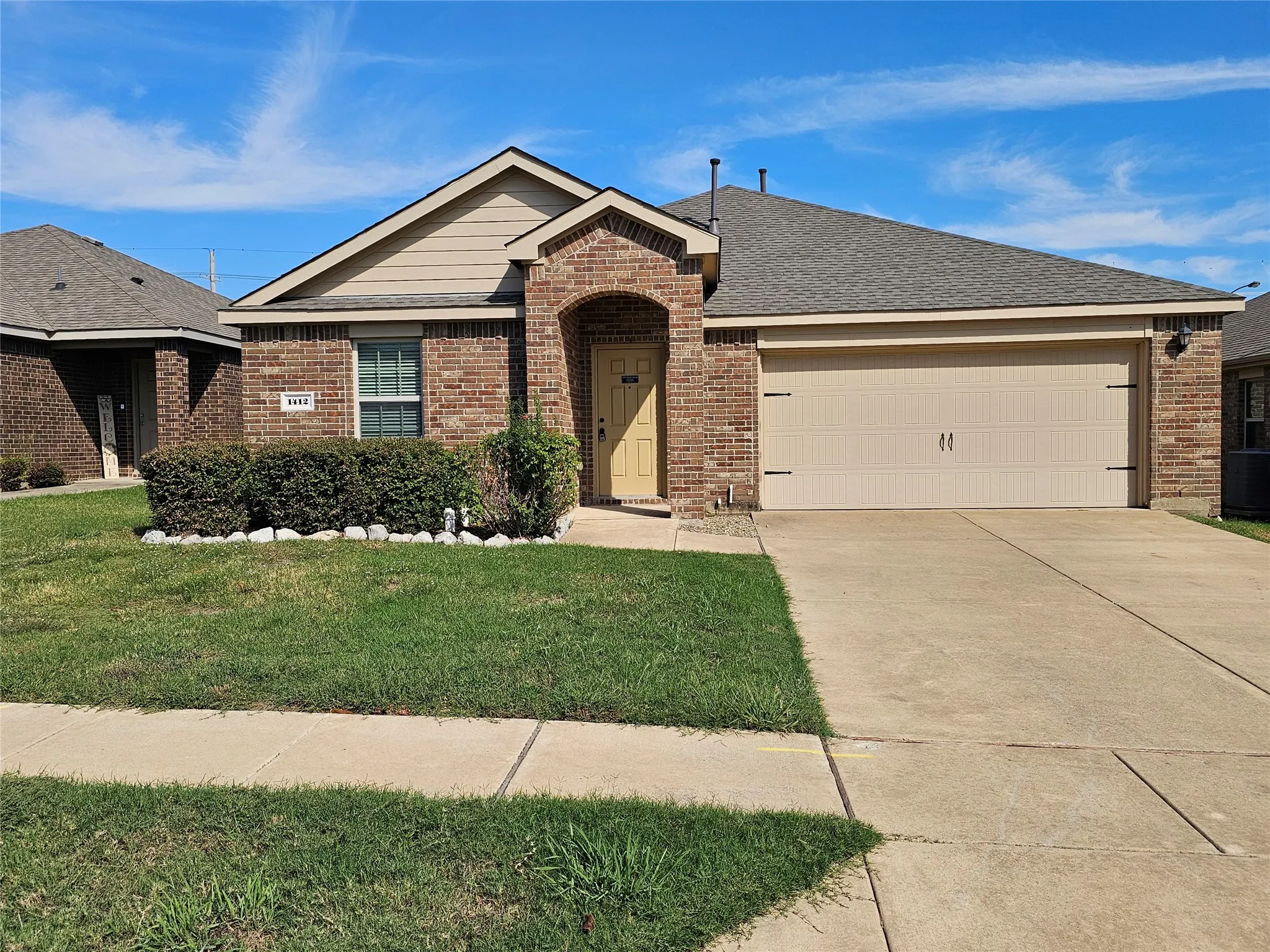 Single Family Residence For Rent in Collin County , 1412 Meadow Creek Drive, Princeton, Texas 75407, 4 Bedroom, 2 Bathroom, 2 Garage spaces, 1,892 Sqft, built in 2017, mls#21408247, Real Estate Agent in Princeton, Homes For Rent in Collin county, Homes For Rent in Princeton, Realtor in Princeton Texas, Real Estate Brokerage Independent Realty Texas, Luminita Cordes Realtor