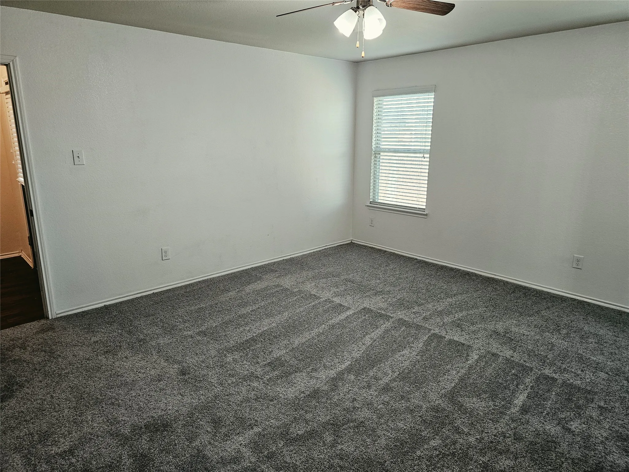 Single Family Residence For Rent in Collin County , 1412 Meadow Creek Drive, Princeton, Texas 75407, 4 Bedroom, 2 Bathroom, 2 Garage spaces, 1,892 Sqft, built in 2017, mls#21408247, Real Estate Agent in Princeton, Homes For Rent in Collin county, Homes For Rent in Princeton, Realtor in Princeton Texas, Real Estate Brokerage Independent Realty Texas, Luminita Cordes Realtor
