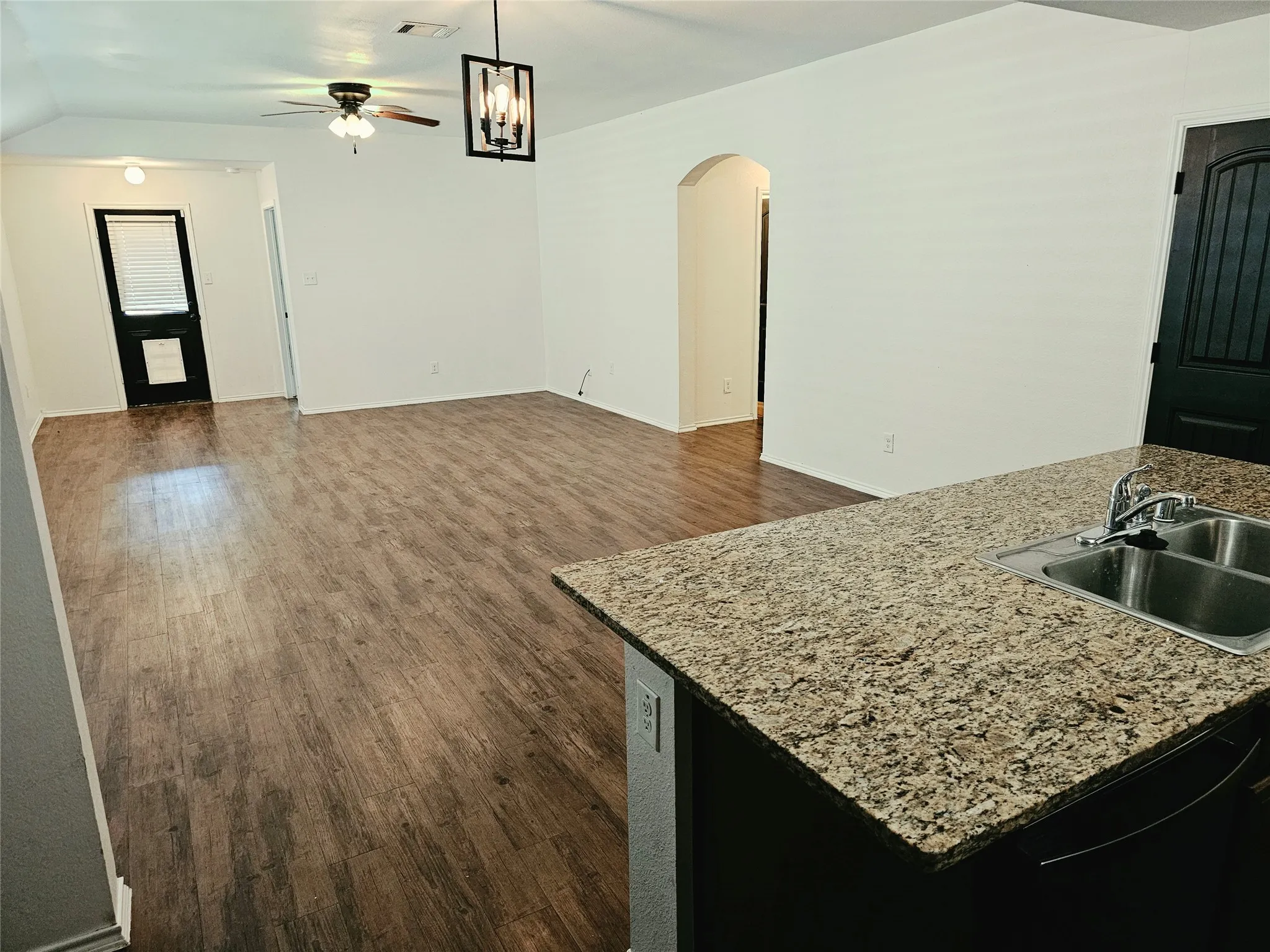 Single Family Residence For Rent in Collin County , 1412 Meadow Creek Drive, Princeton, Texas 75407, 4 Bedroom, 2 Bathroom, 2 Garage spaces, 1,892 Sqft, built in 2017, mls#21408247, Real Estate Agent in Princeton, Homes For Rent in Collin county, Homes For Rent in Princeton, Realtor in Princeton Texas, Real Estate Brokerage Independent Realty Texas, Luminita Cordes Realtor